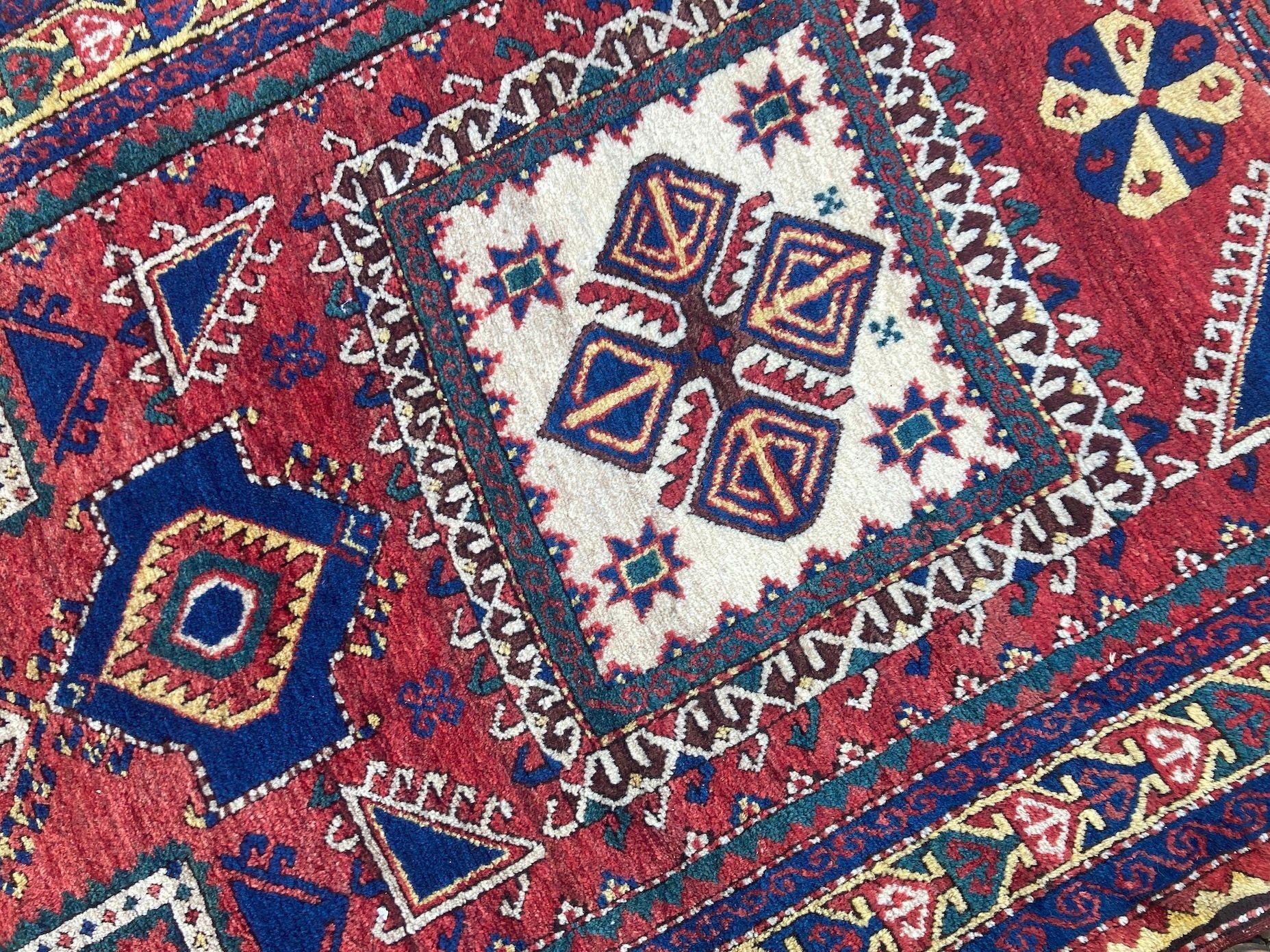Antiker kaukasischer Fachralo Kazak-Gebetteppich aus Fachralo 2,48 m x 1,30 m im Angebot 5