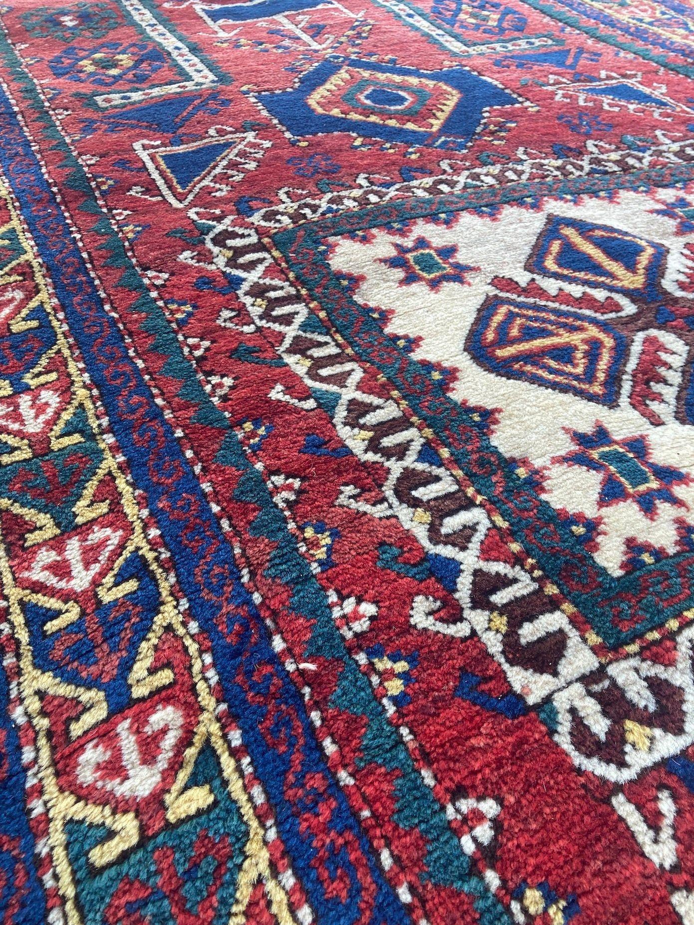 Antiker kaukasischer Fachralo Kazak-Gebetteppich aus Fachralo 2,48 m x 1,30 m im Angebot 9