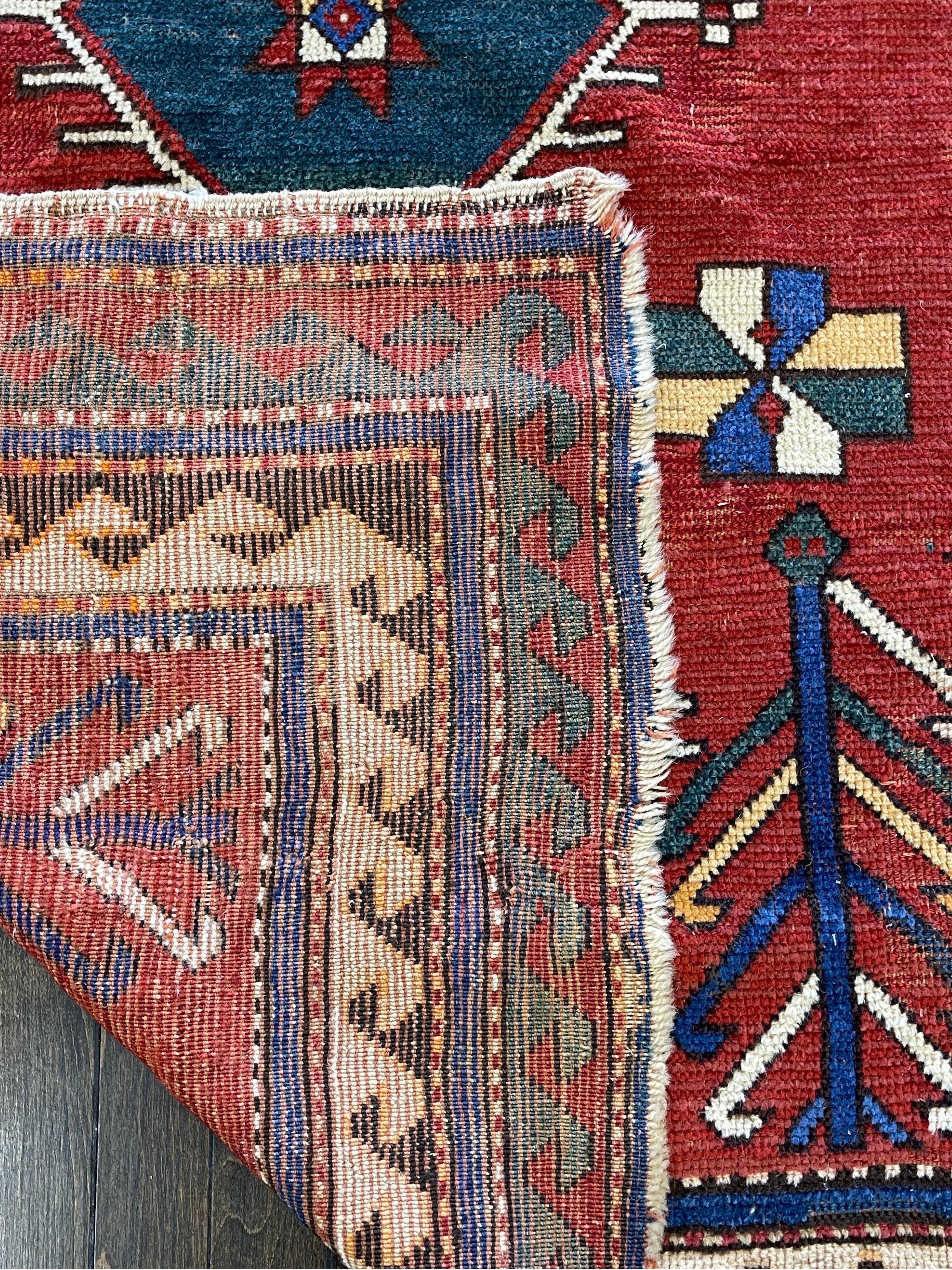 Antiker kaukasischer Fachralo-Kazak-Teppich um 1900 (Wolle) im Angebot