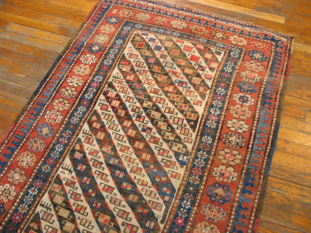 Kaukasischer Ganjeh-Teppich des 19. Jahrhunderts ( 3'6