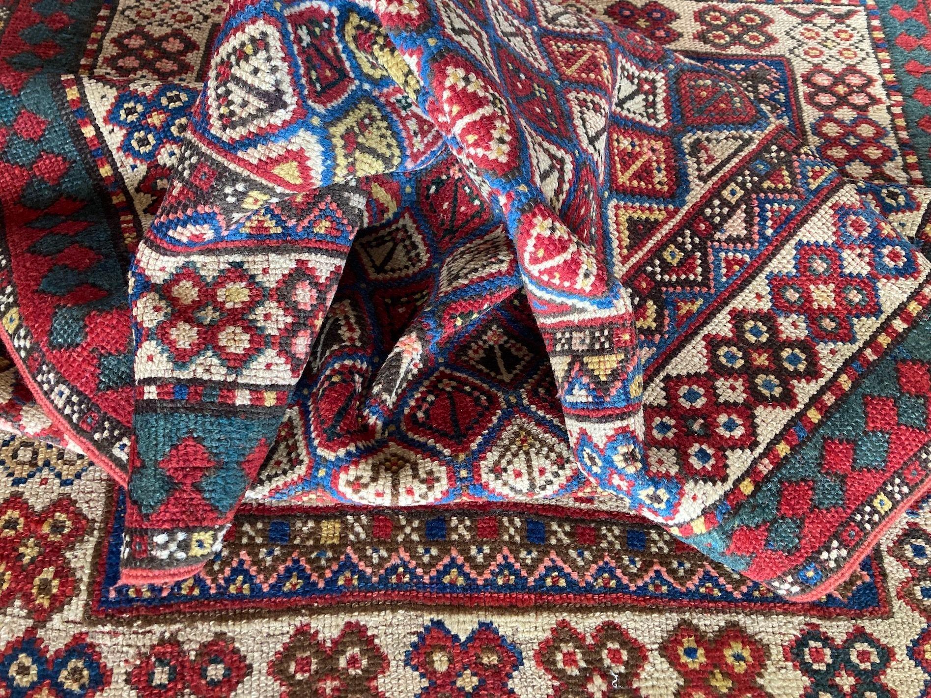 Ancien tapis de prière caucasien Gendje de 1,90 m x 0,98 m en vente 8