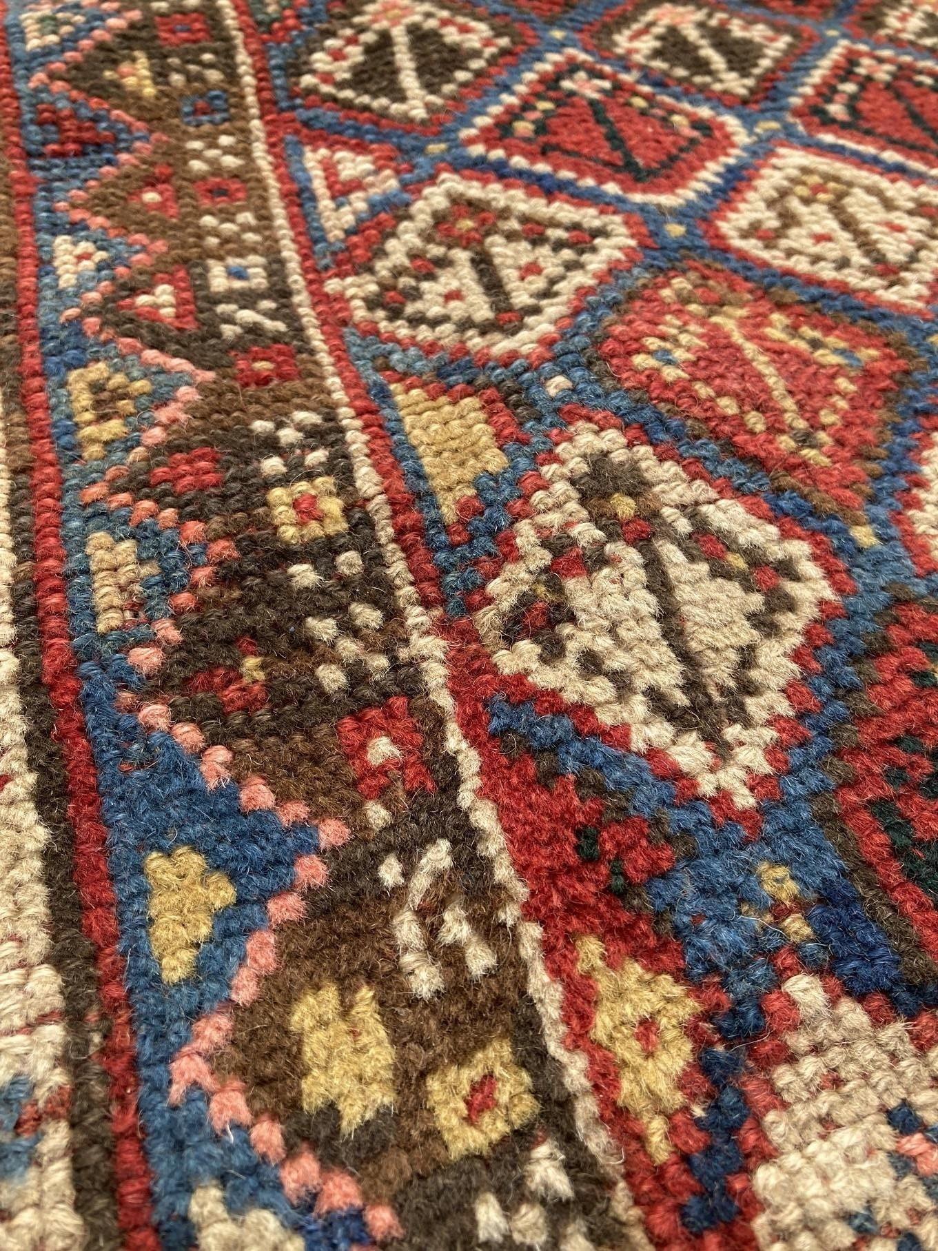 Ancien tapis de prière caucasien Gendje 1.90m X 0.98m en vente 3