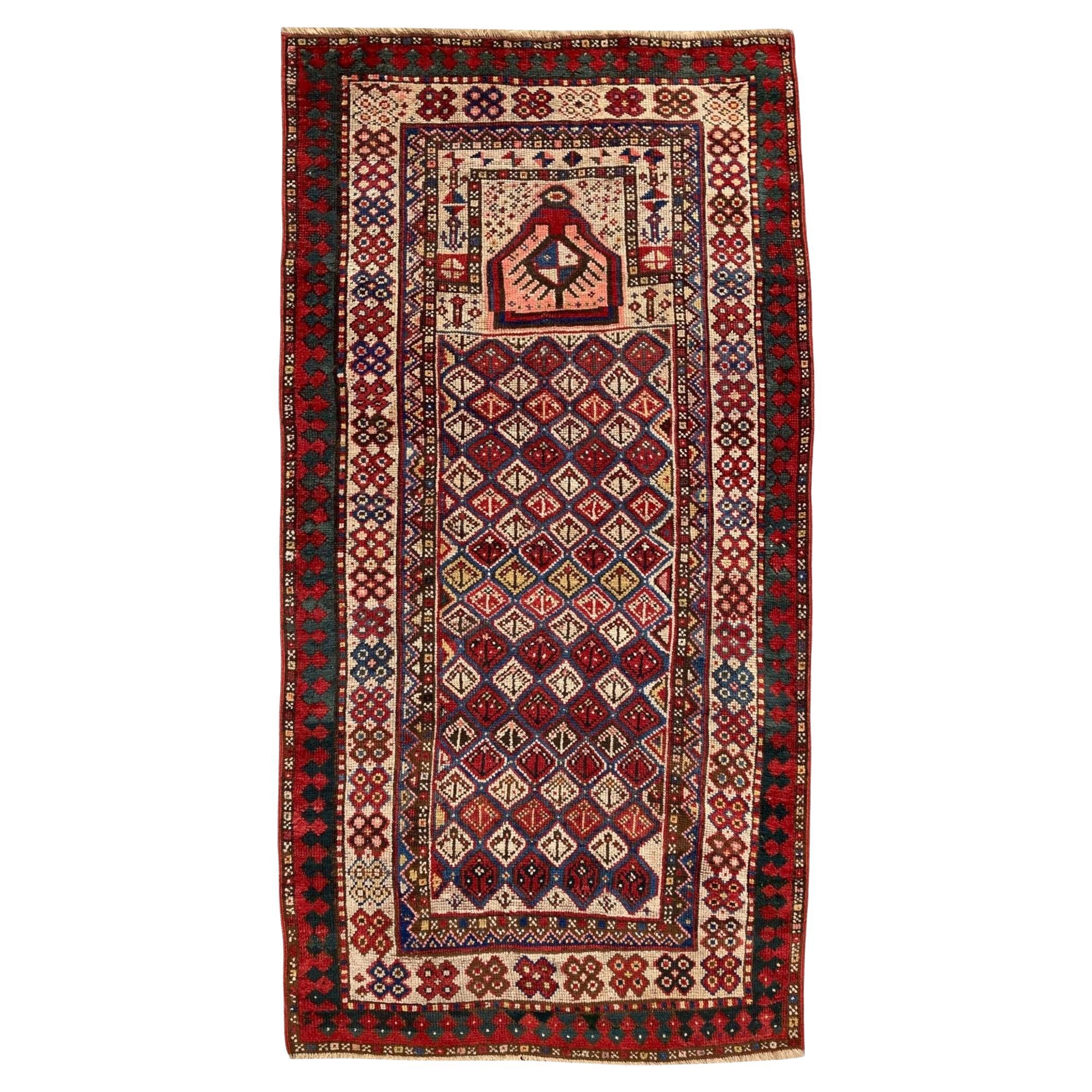 Ancien tapis de prière caucasien Gendje de 1,90 m x 0,98 m en vente