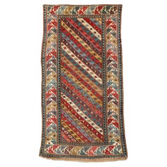 Antiker kaukasischer Gendje-Teppich aus Kaukasischem Gendje – Mitte des 19. Jahrhunderts Kaukasischer Gendje-Teppich