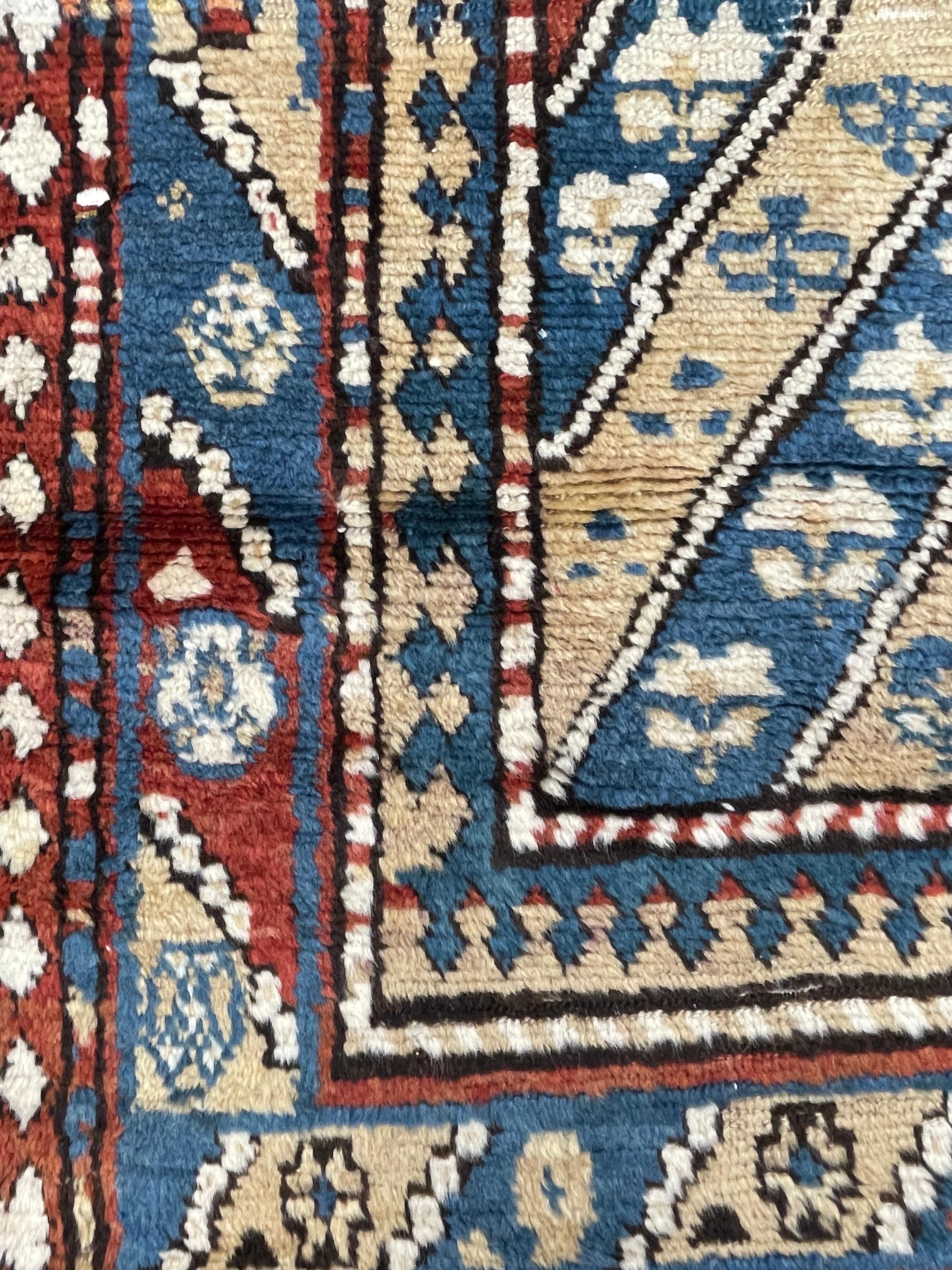 Laine Tapis de couloir caucasien ancien Gendje, vers 1920 en vente