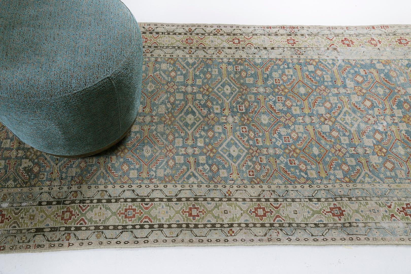 Noué à la main Tapis de couloir caucasien ancien Gharabagh en vente