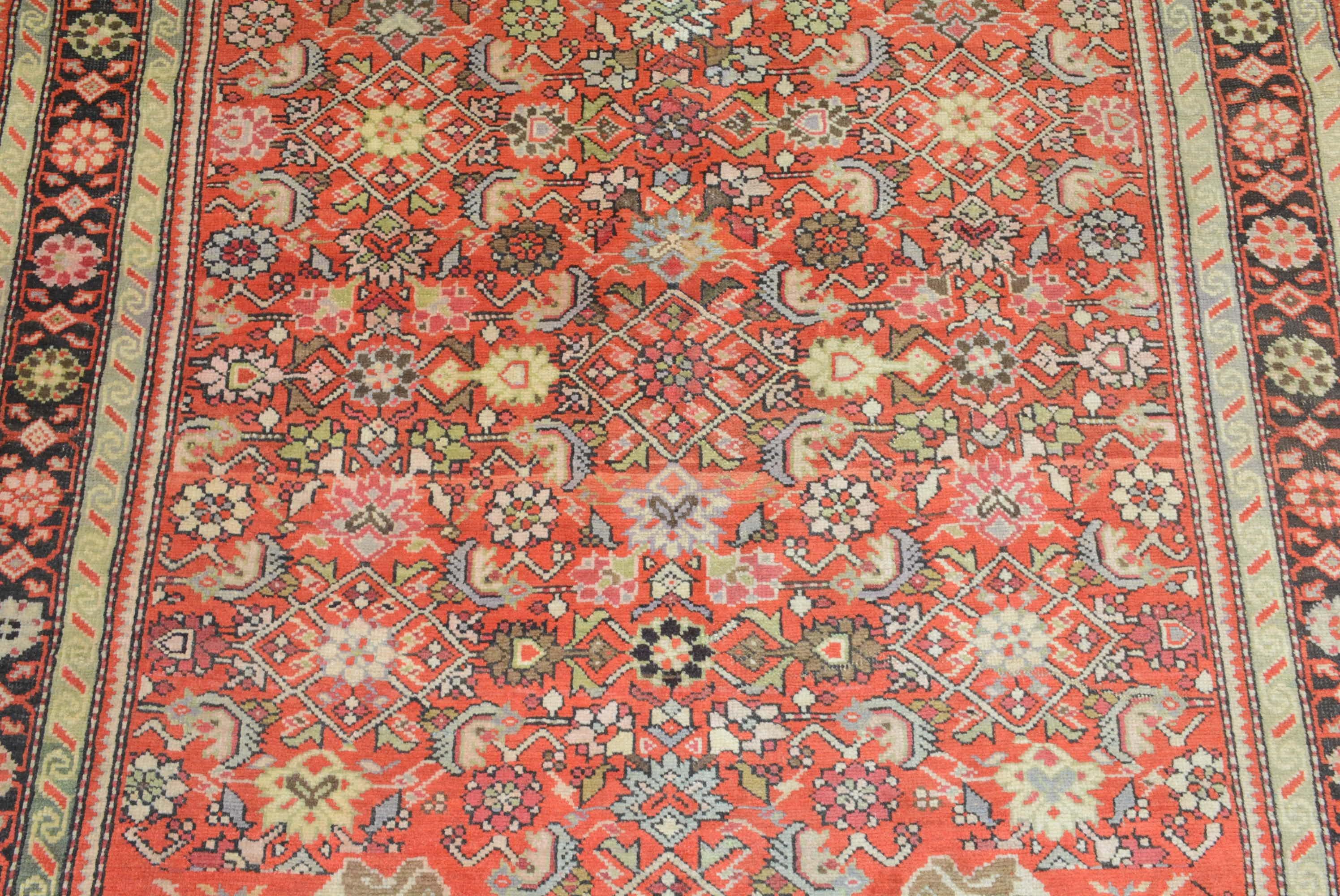 Antiker kaukasischer Karabagh-Löwenteppich (Spätes 19. Jahrhundert) im Angebot
