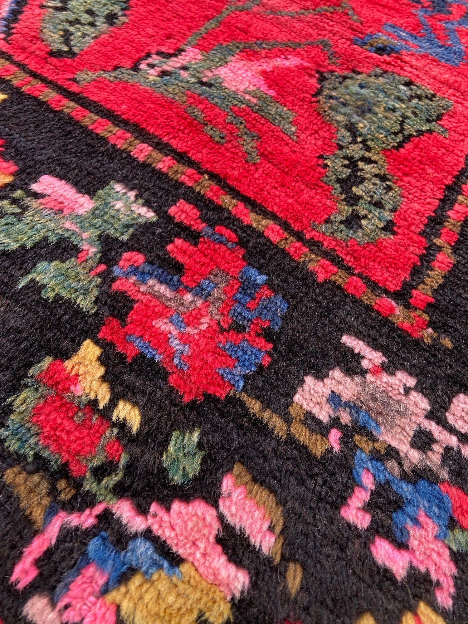 Alfombra antigua del Cáucaso Karabagh 2,40m x 1,37m en venta 5