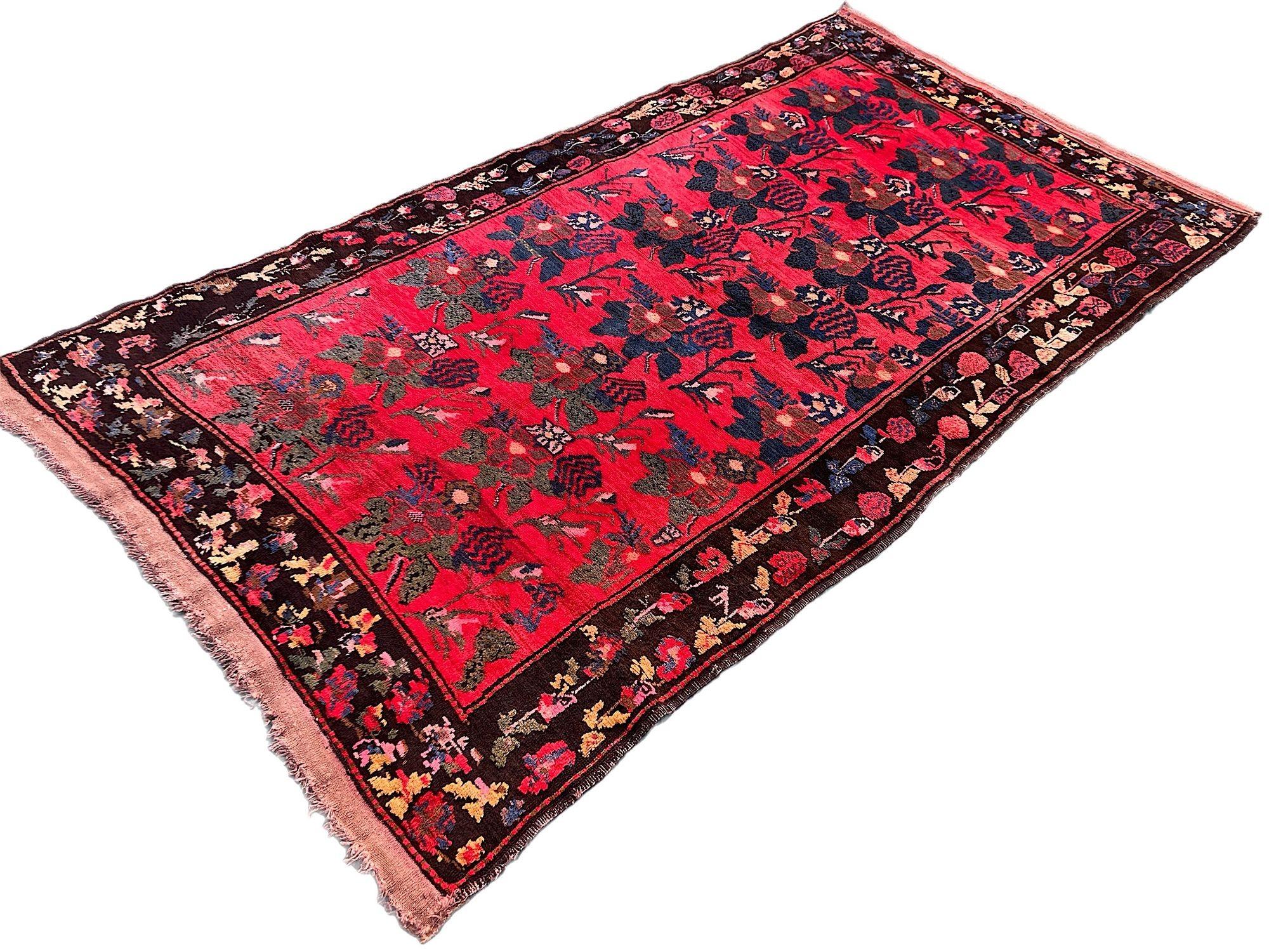 Alfombra antigua del Cáucaso Karabagh 2,40m x 1,37m en Bueno estado para la venta en St. Albans, GB