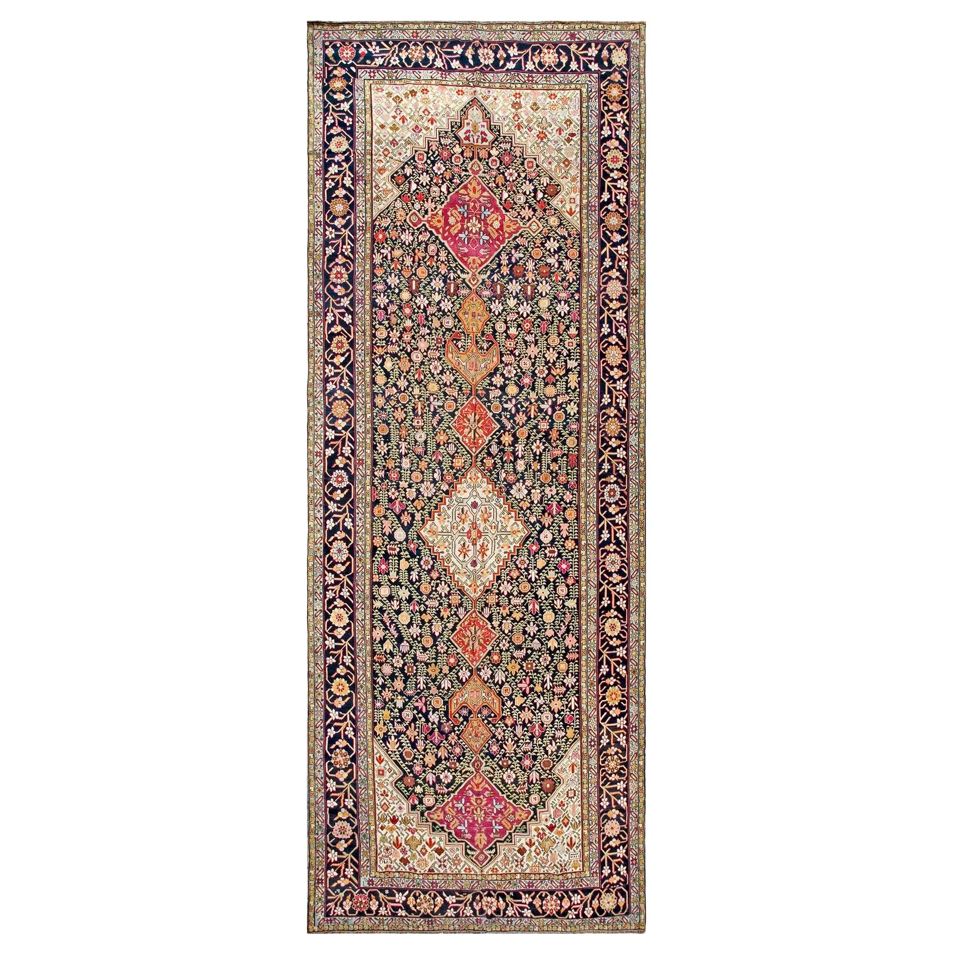 Tapis caucasien antique du Karabagh