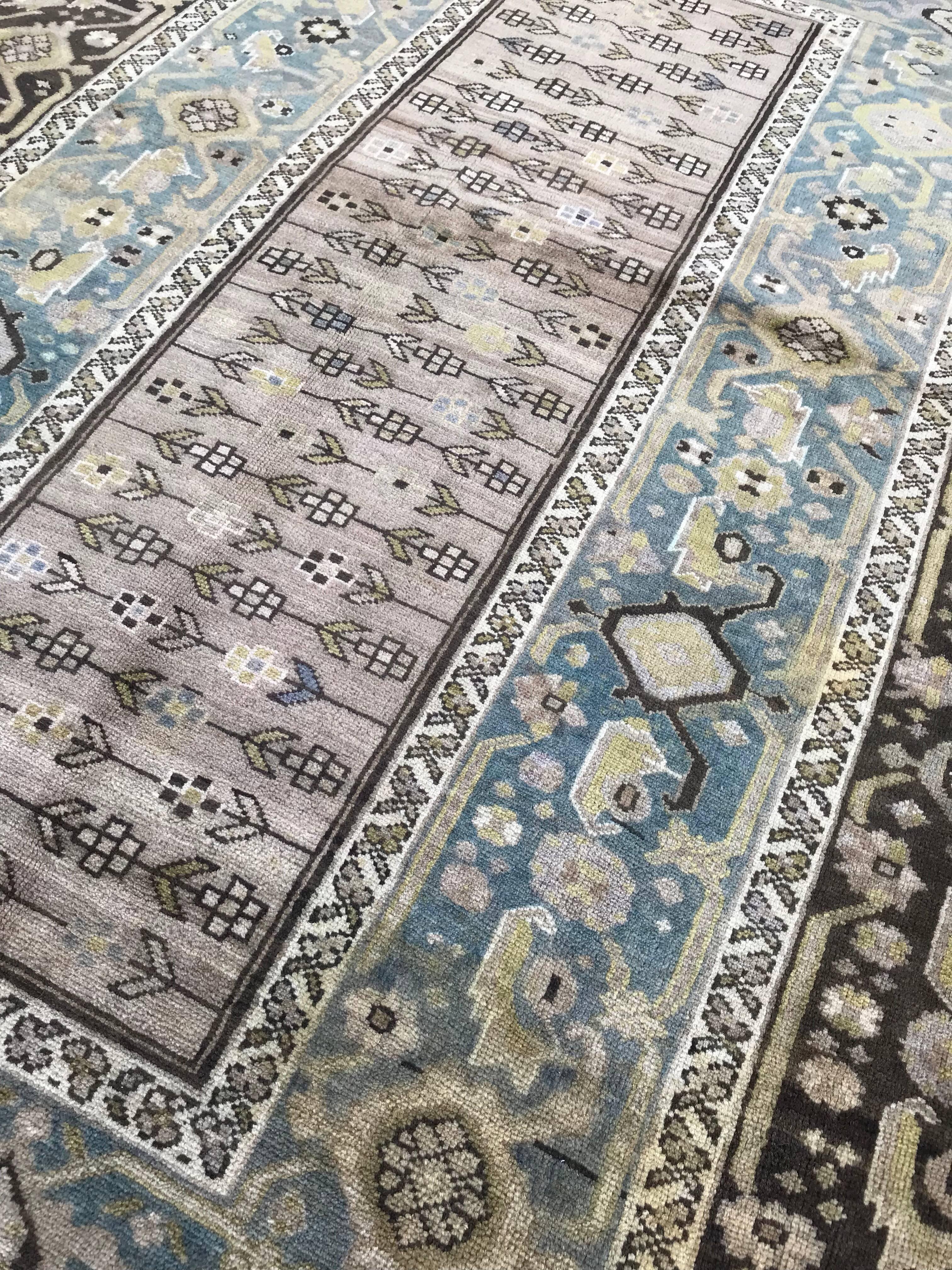 Antiker kaukasischer Karabagh-Teppich aus Karabagh (Wolle) im Angebot