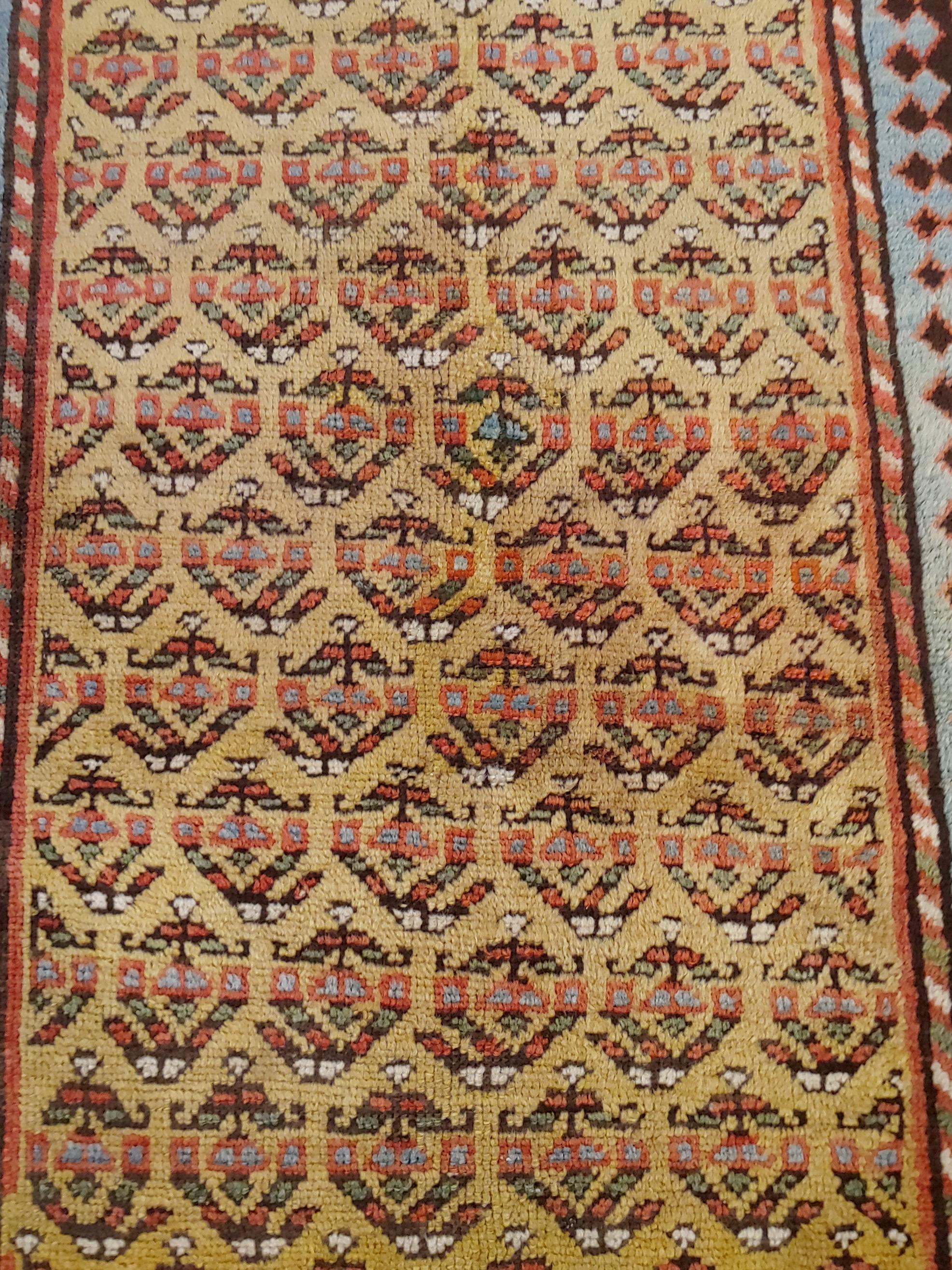 19th Century Antique Caucasian Karabagh Rug, Gold Field Ivory Border, Wool, Scatter Size For Sale