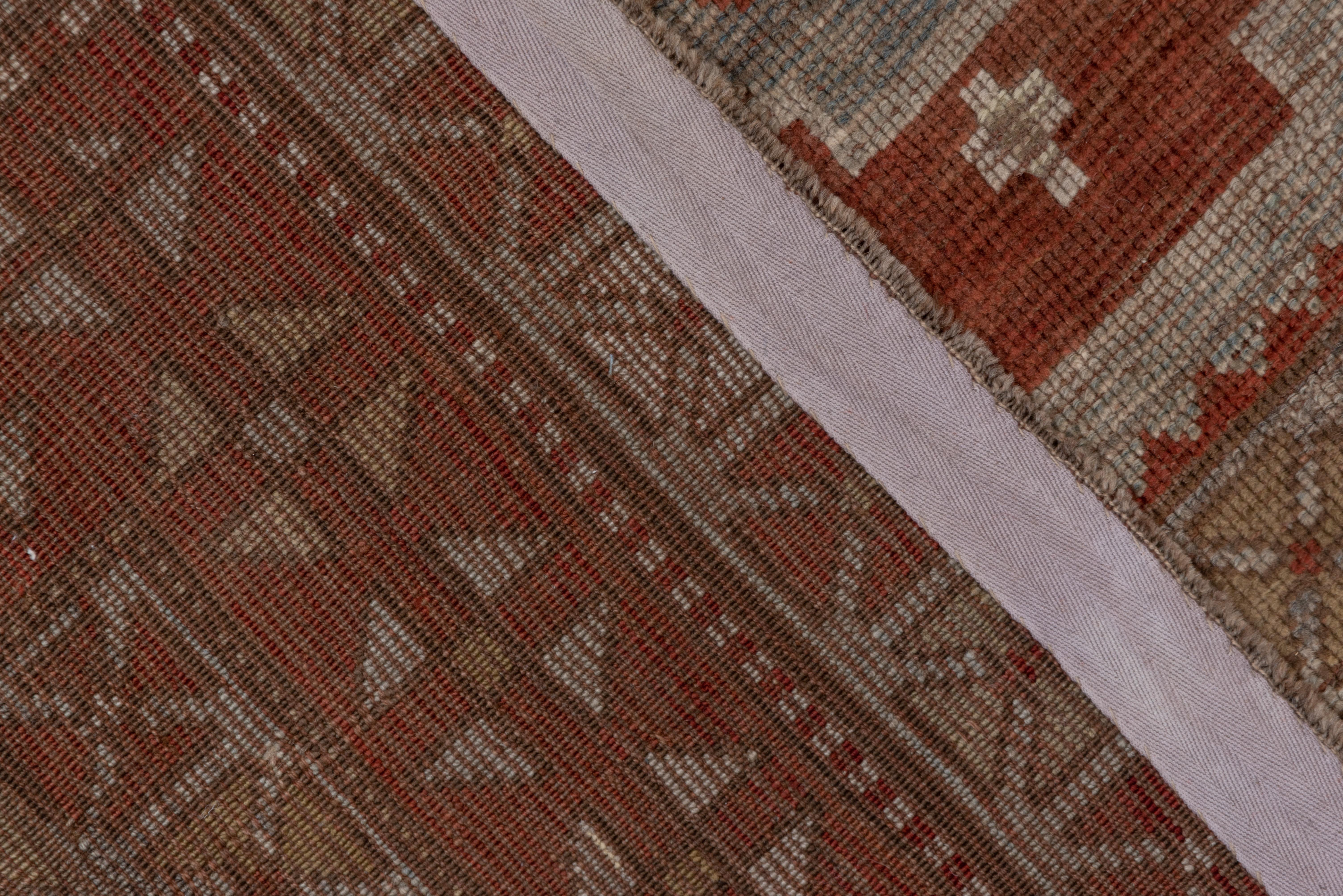 Antiker kaukasischer Karabagh-Teppich aus Karabagh, grau und blau, Stammeskunst, rote Bordüren (Wolle) im Angebot