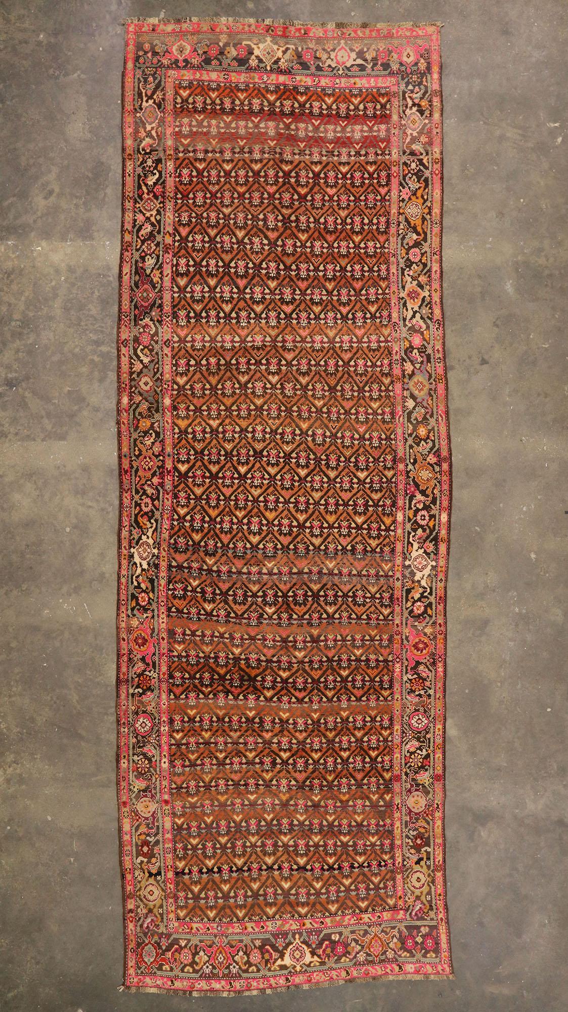 Tappeto caucasico Karabakh del 1920 con stile moderno in vendita 2