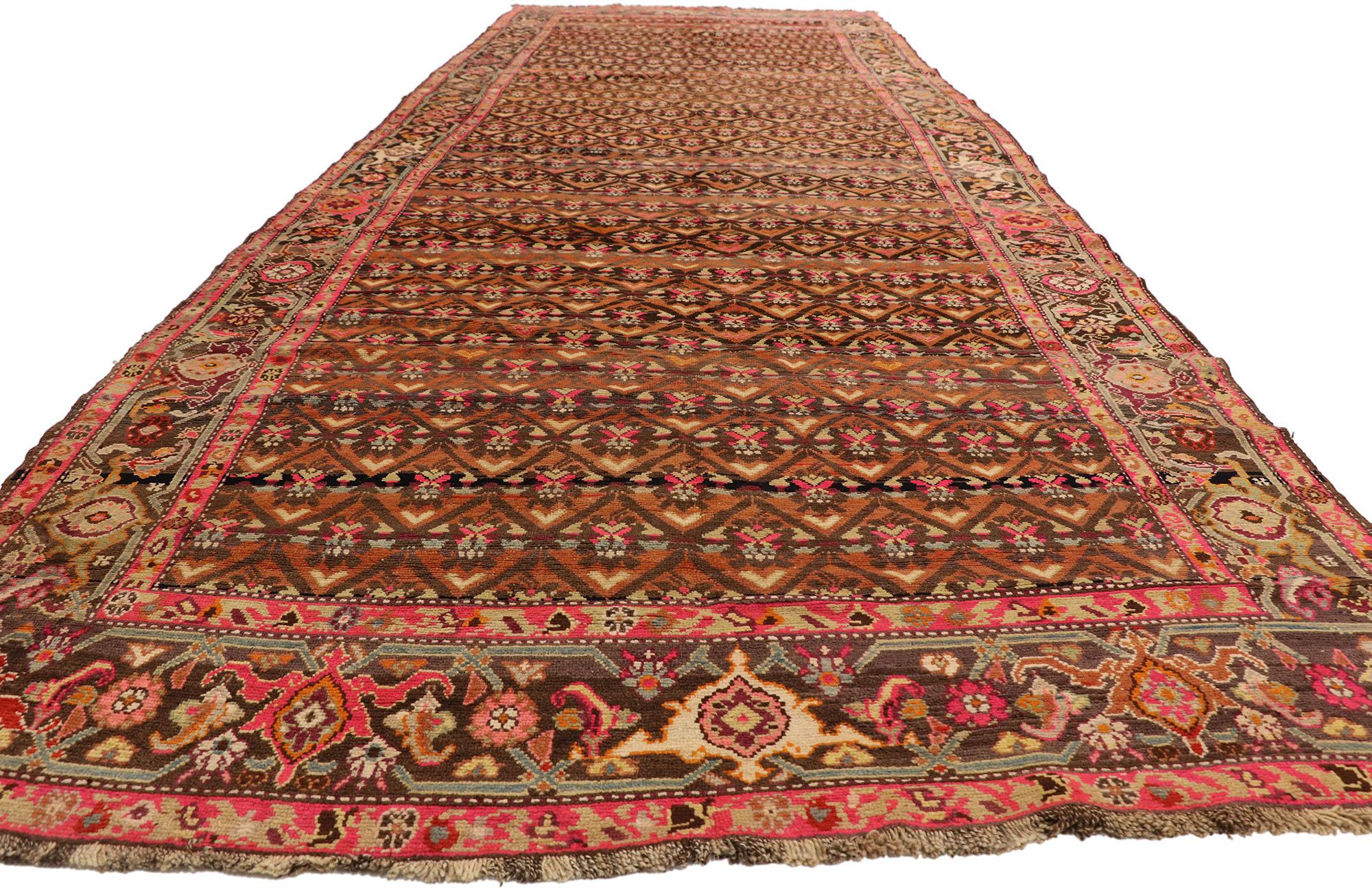 Coloniale spagnolo Tappeto caucasico Karabakh del 1920 con stile moderno in vendita