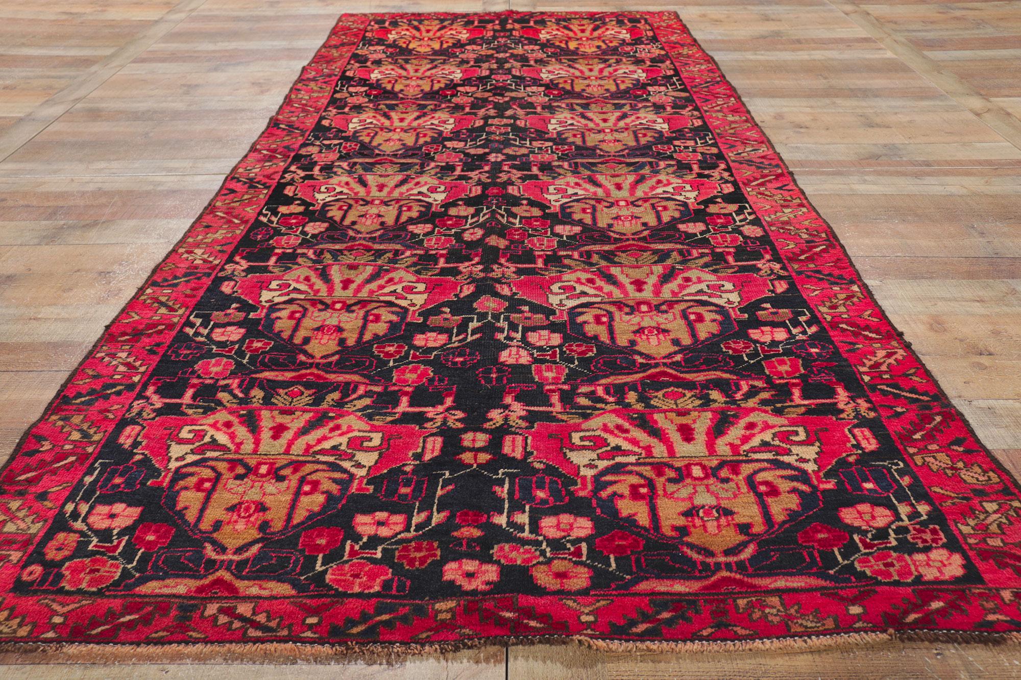 Laine Tapis de couloir caucasien ancien Karabakh en vente