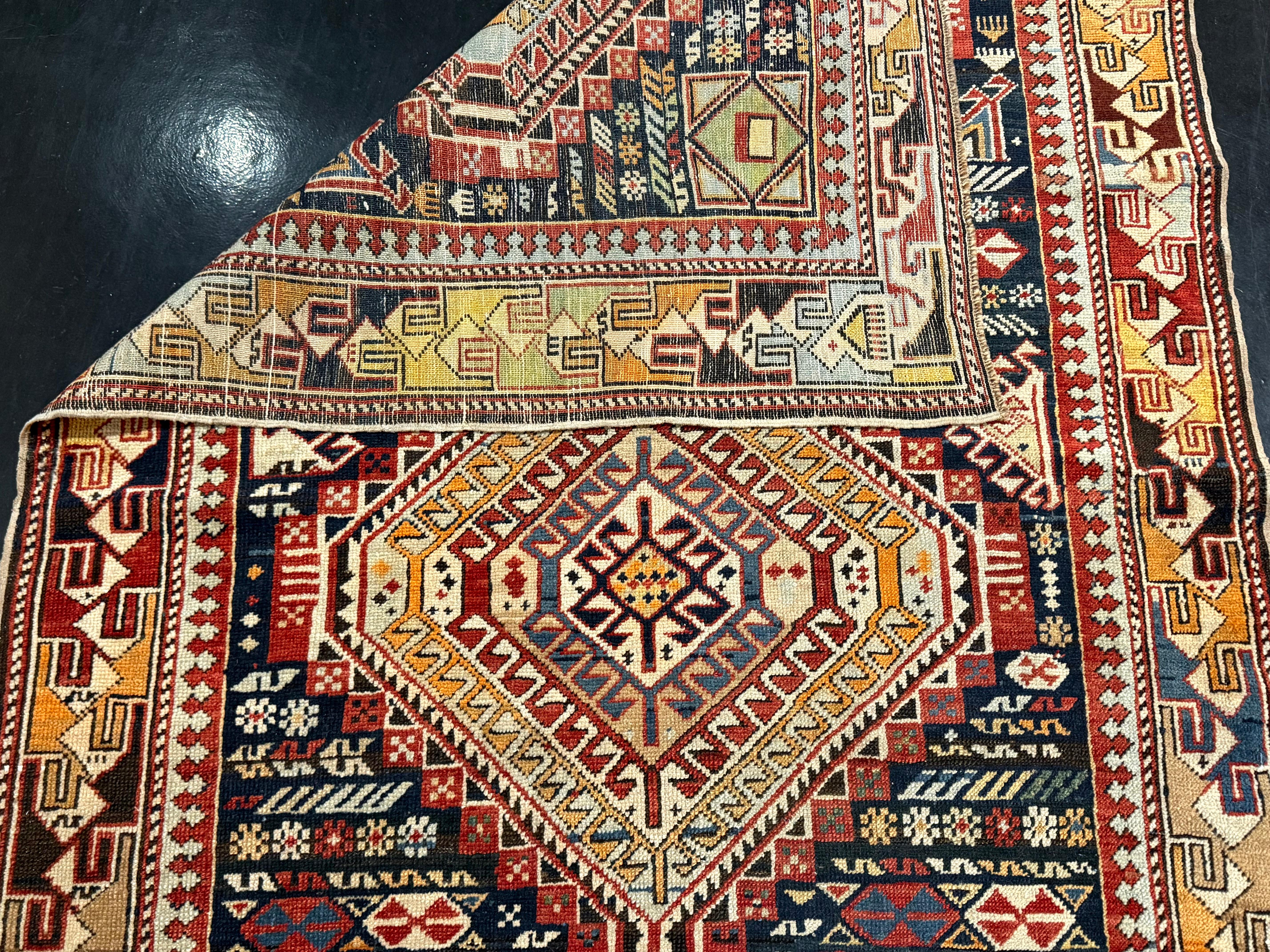 Ancien tapis caucasien Karakashli 3'8