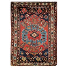 Antiker kaukasischer Kazak-Teppich, Wolle, Medaillonmuster, Ende des 19. Jahrhunderts, 4' x 5'