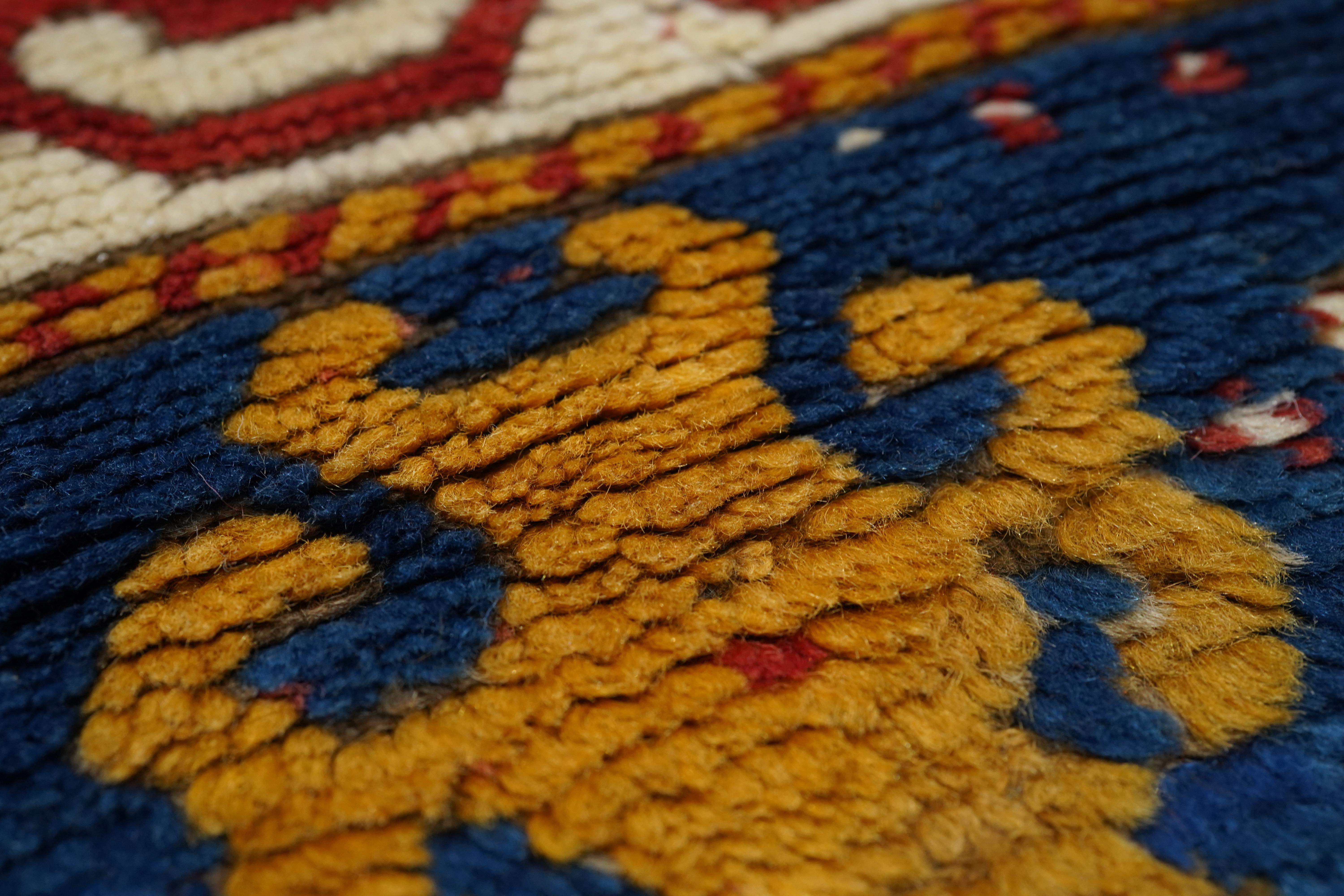 Tappeto antico Kazak Borcholo caucasico 4'9'' x 6'3'' In condizioni buone in vendita a New York, NY