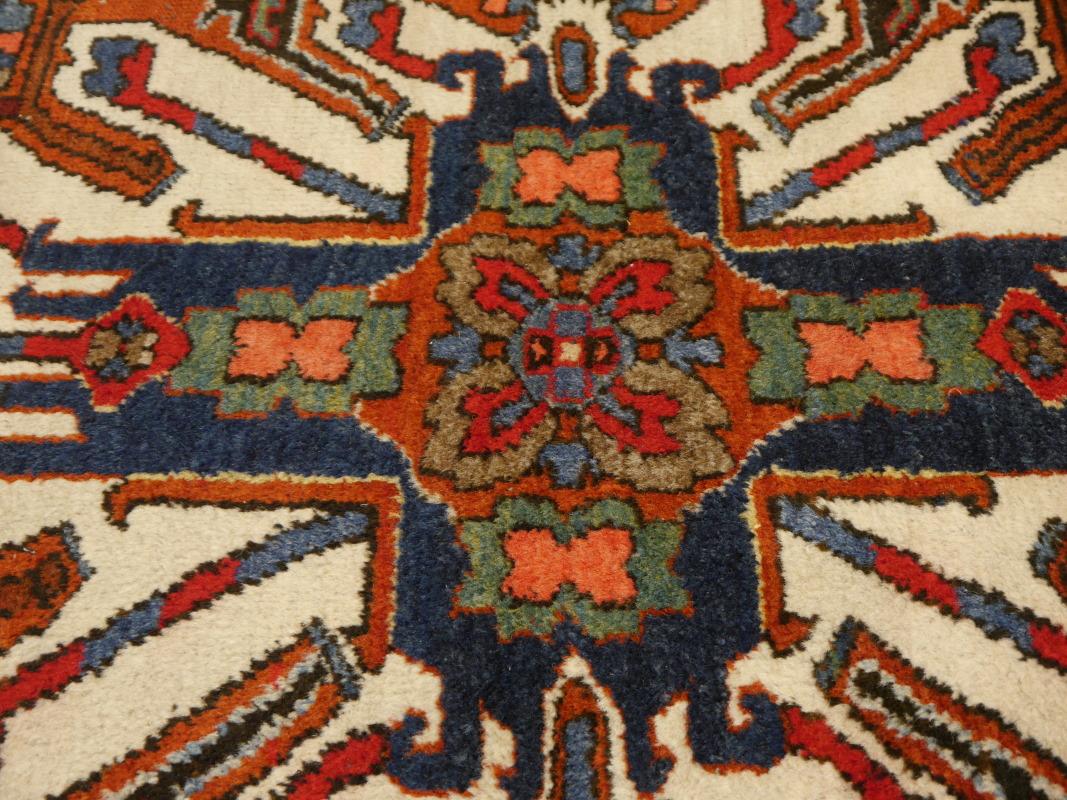 Antique Caucasian Kazak Chelaberd Design Rug from Karaja Djoharian Collection For Sale 3