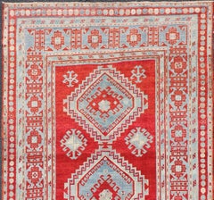 Antico tappeto caucasico Kazak Gallery di colore rosso brillante con disegno geometrico