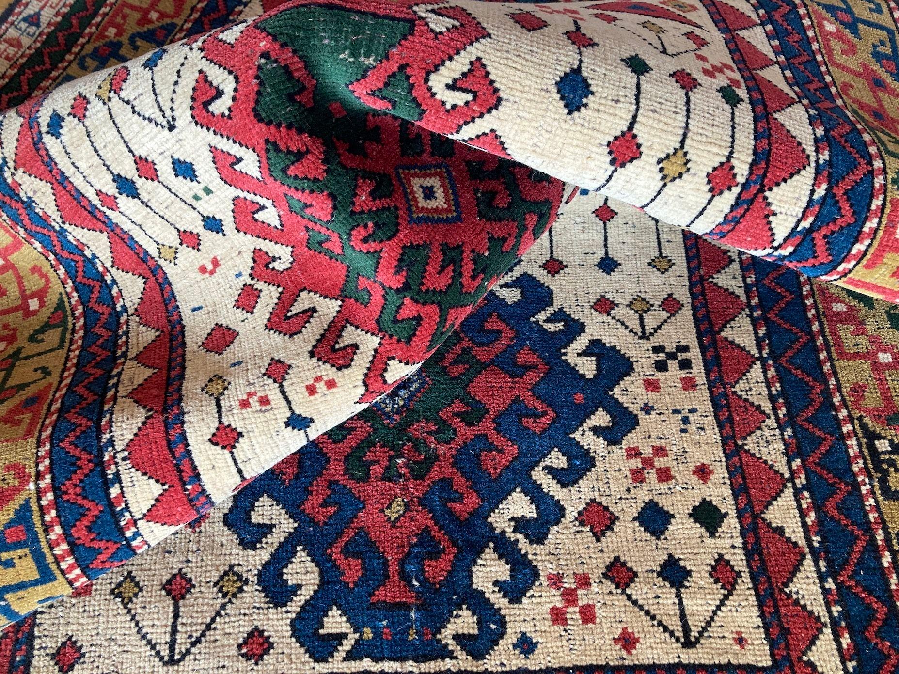 Tapis caucasien ancien 1,82 m x 0,97 m en vente 10