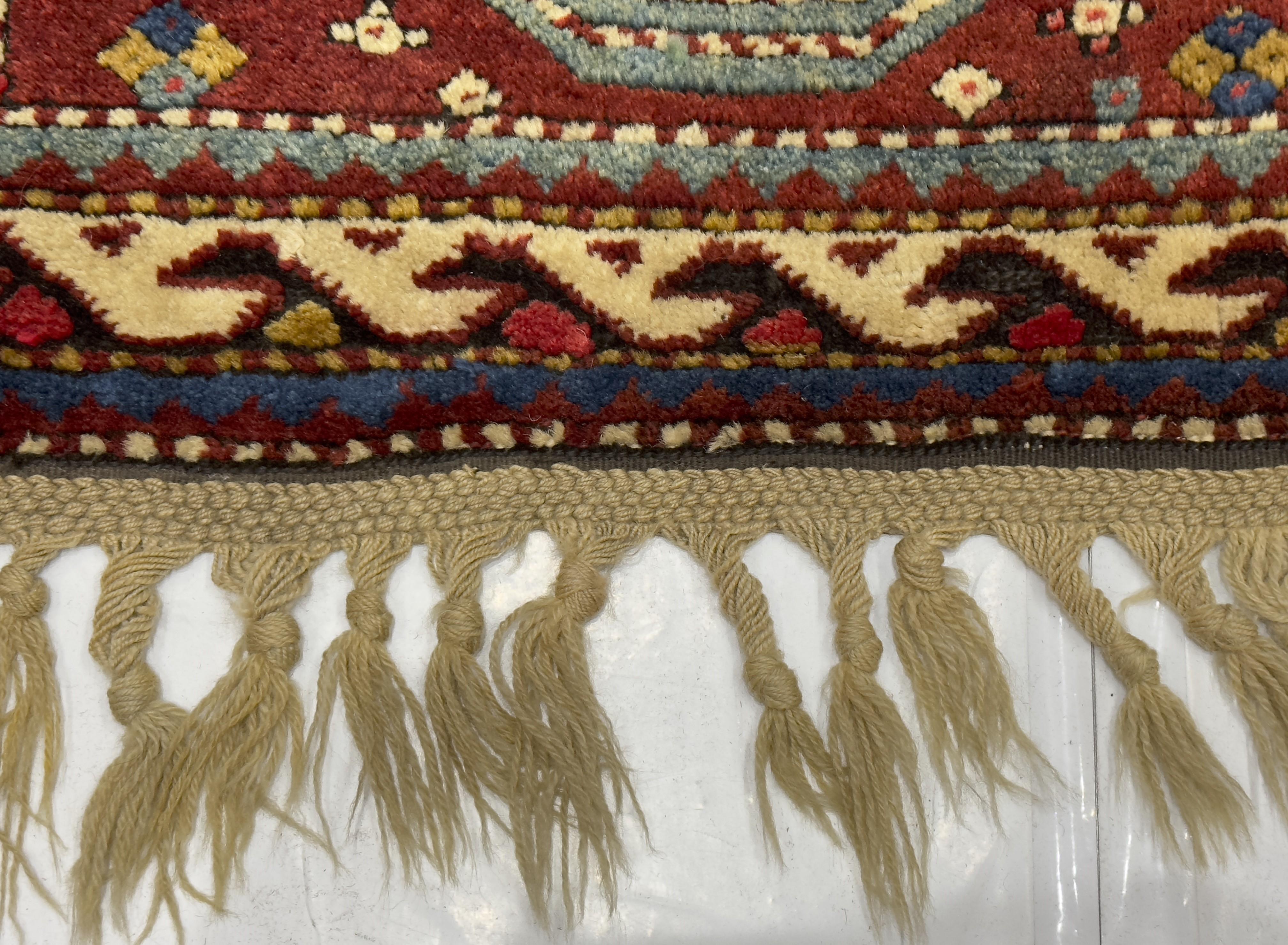Antiker kaukasischer Kazak Teppich 2'11