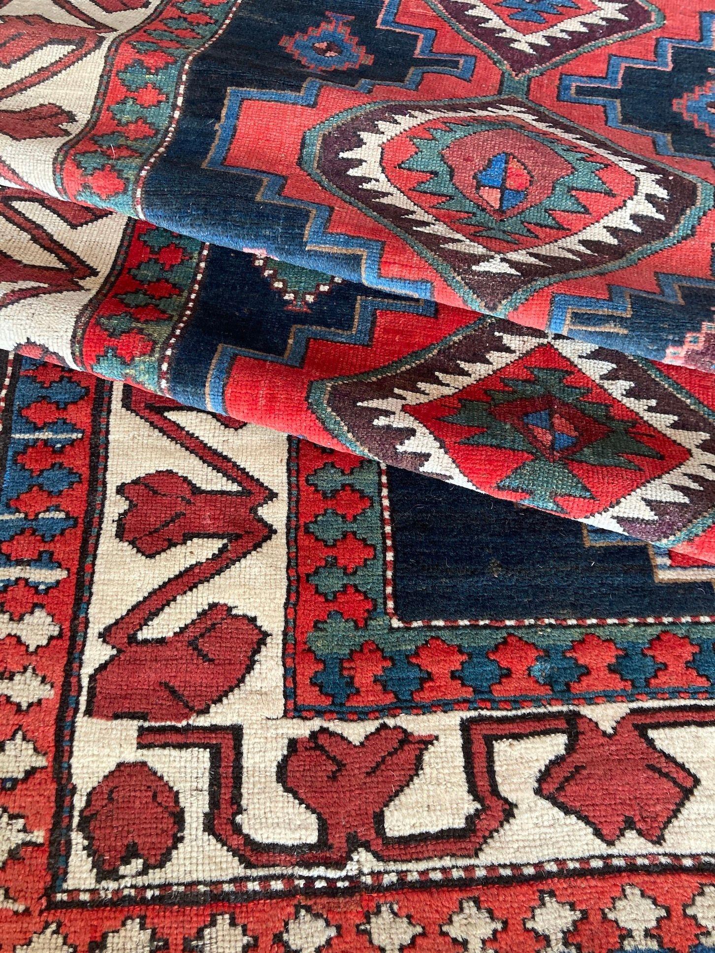 Antiker kaukasischer Kazak-Teppich 2,34 m x 1,18 m im Angebot 9