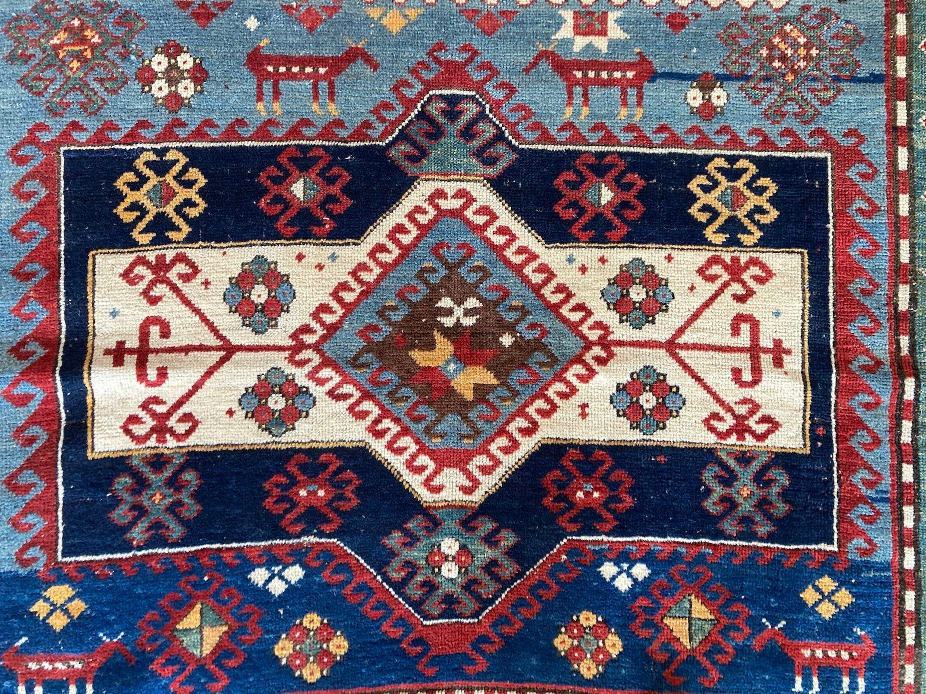 Ancien tapis caucasien Kazak 2.43m x 1.62m en vente 7