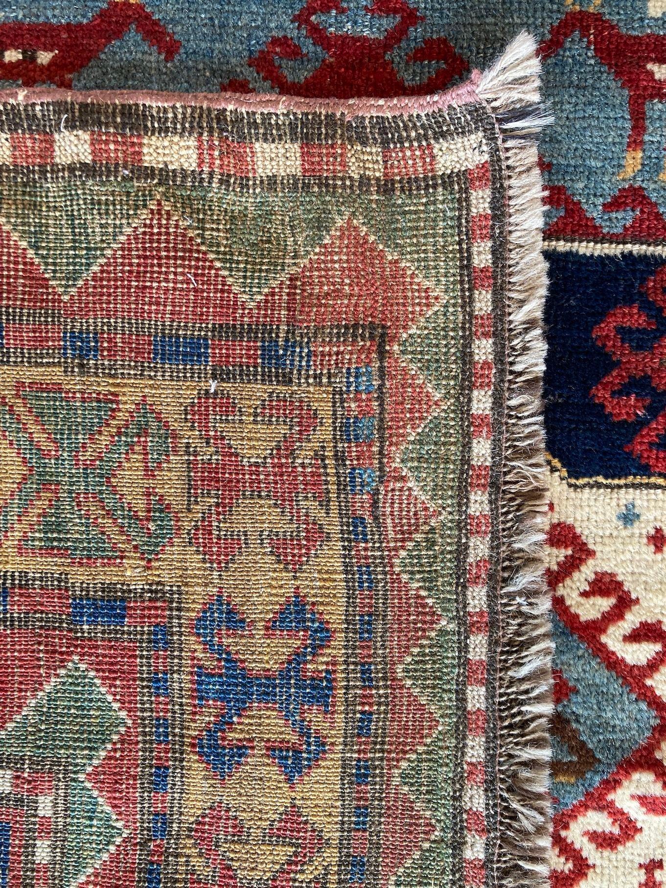 Ancien tapis caucasien Kazak 2.43m x 1.62m en vente 13