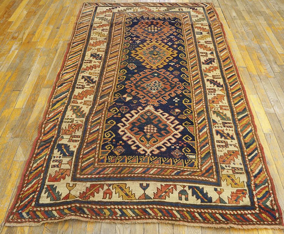 Hand-Knotted Early 20th Caucasian Kazak Carpet ( 3'10