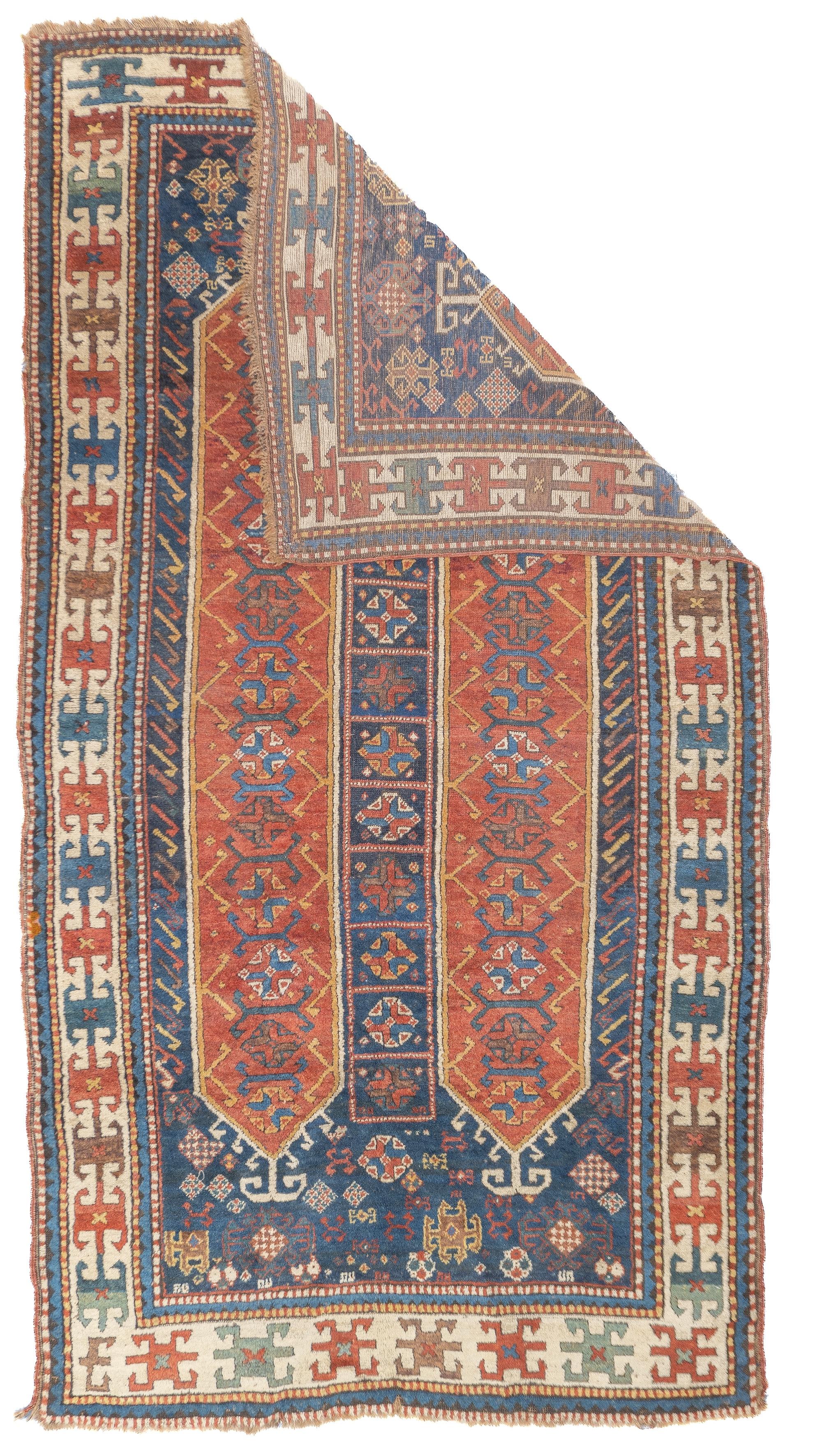 Antiker kaukasischer Kazak-Teppich 4'4'' x 8'0