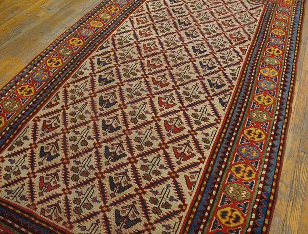 Kaukasischer Teppich des späten 19. Jahrhunderts ( 4'8