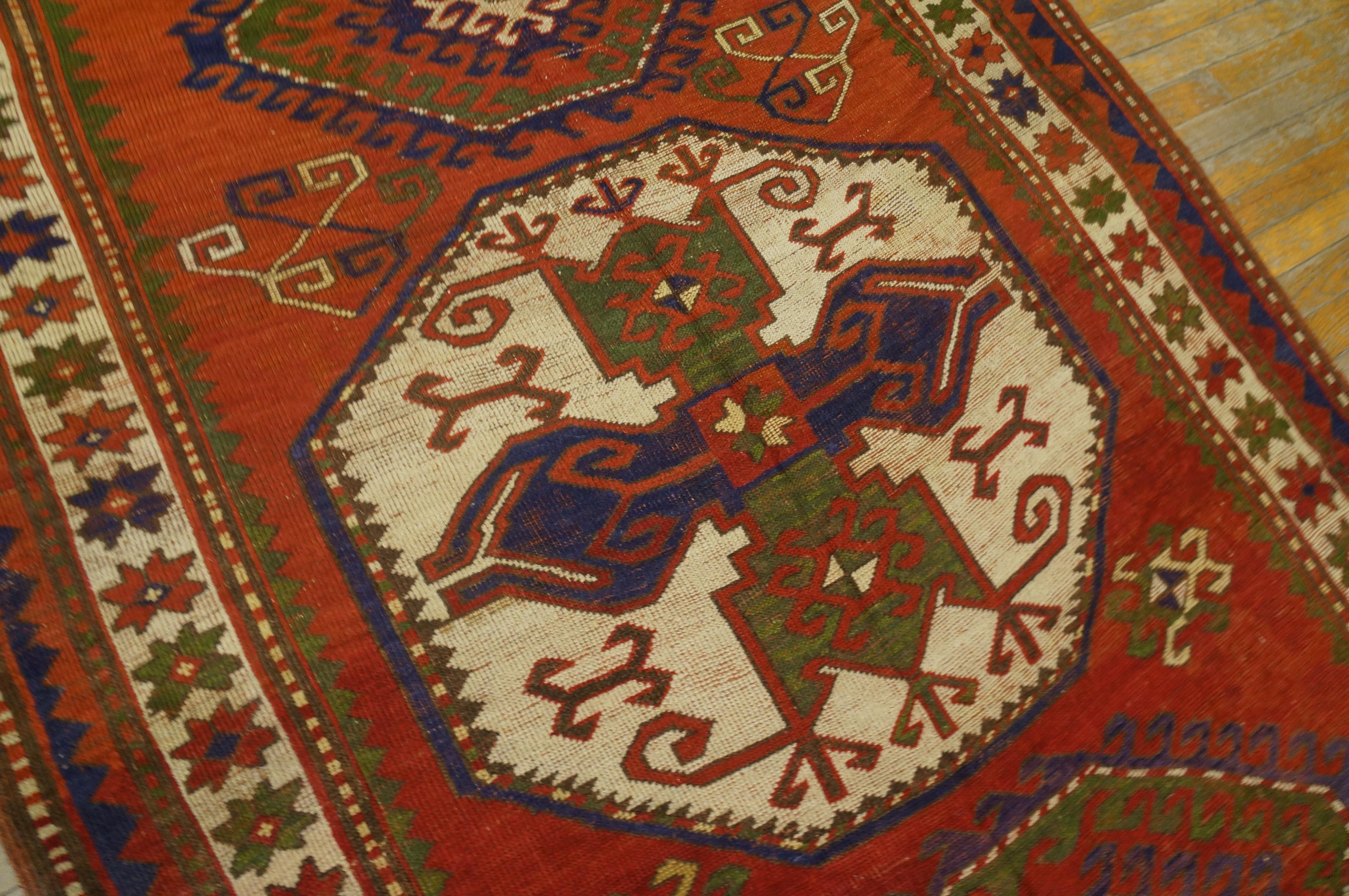 Early 20th Century Caucasian Kazak Lori Pombak Carpet (4'9