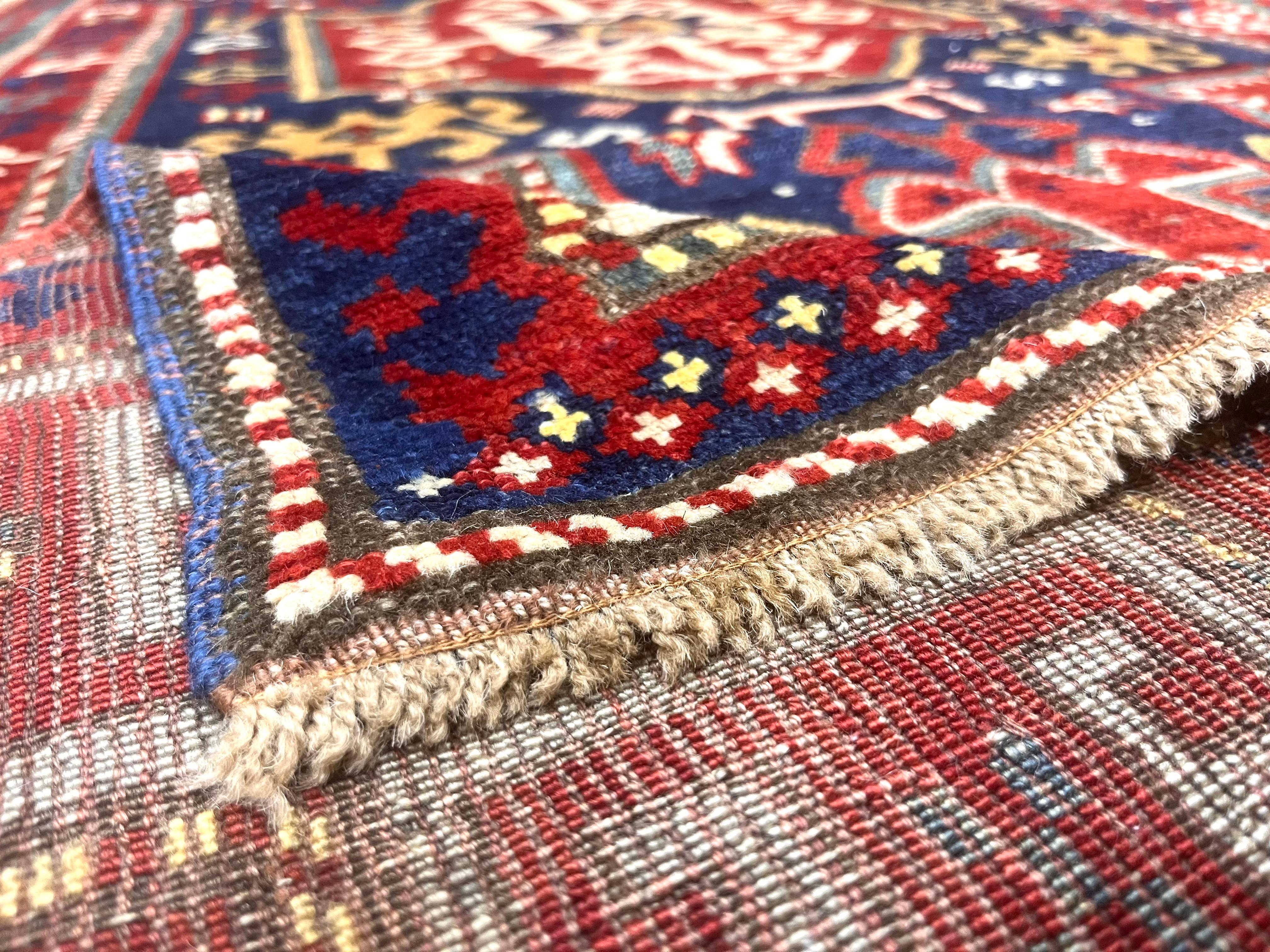 Antiker kaukasischer Kazak-Teppich 5'1