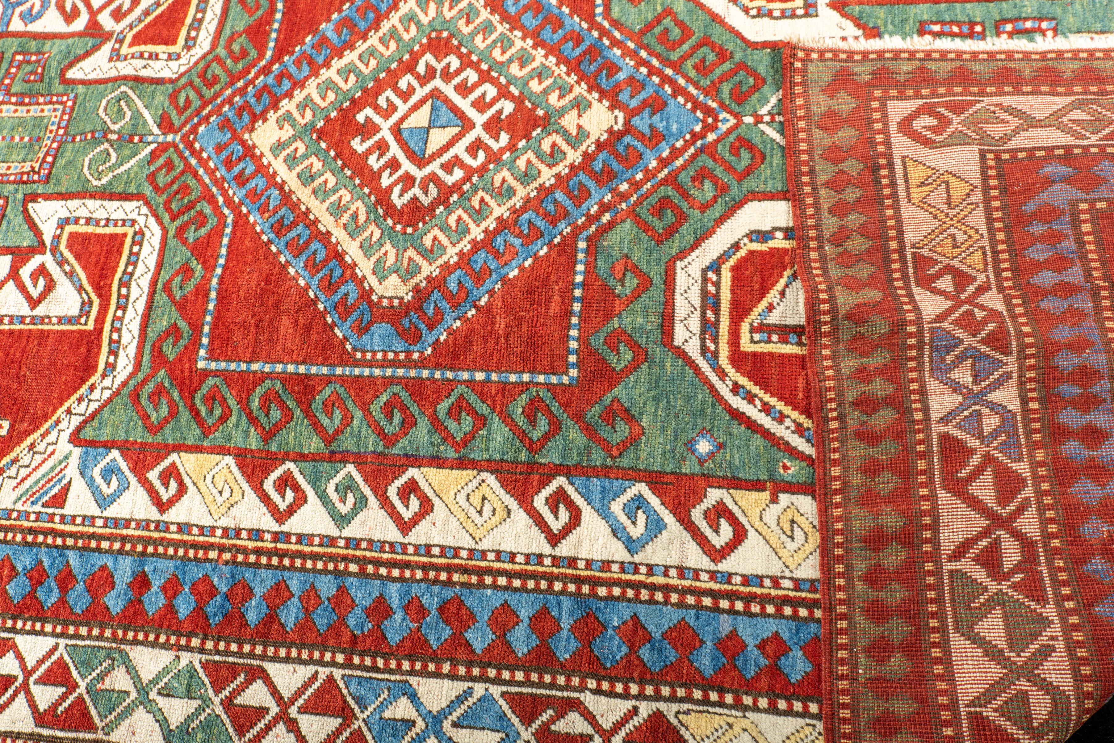 Alfombra Kazak Caucásica Antigua 5'8