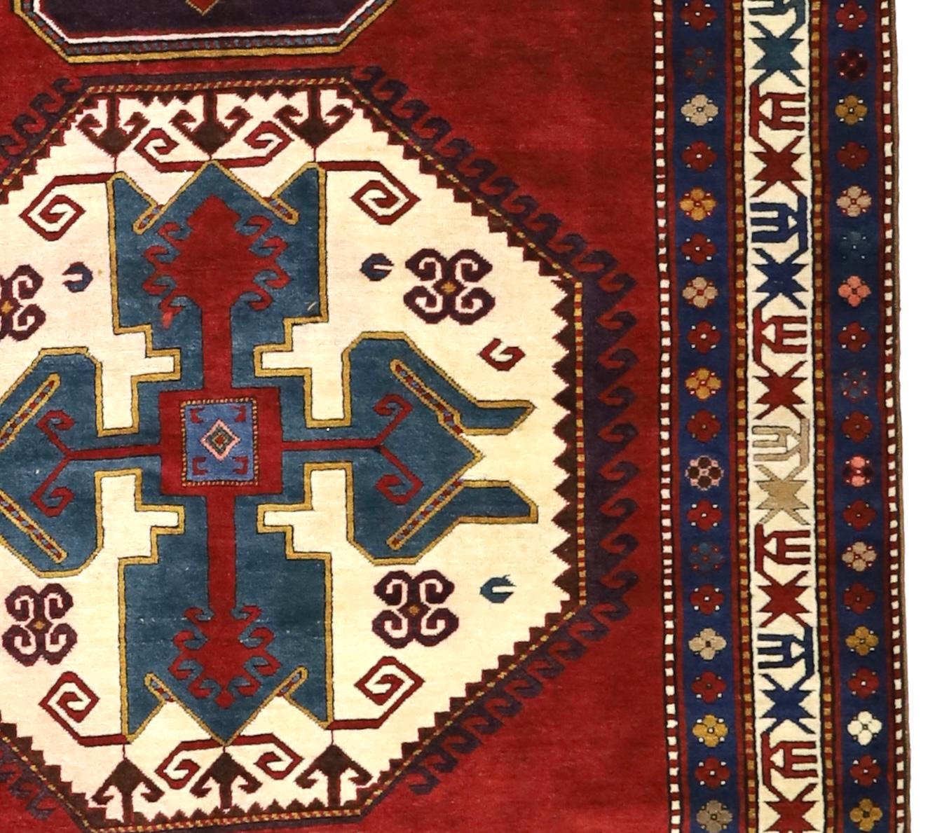 Alfombra antigua Kazak Caucásica 5'9