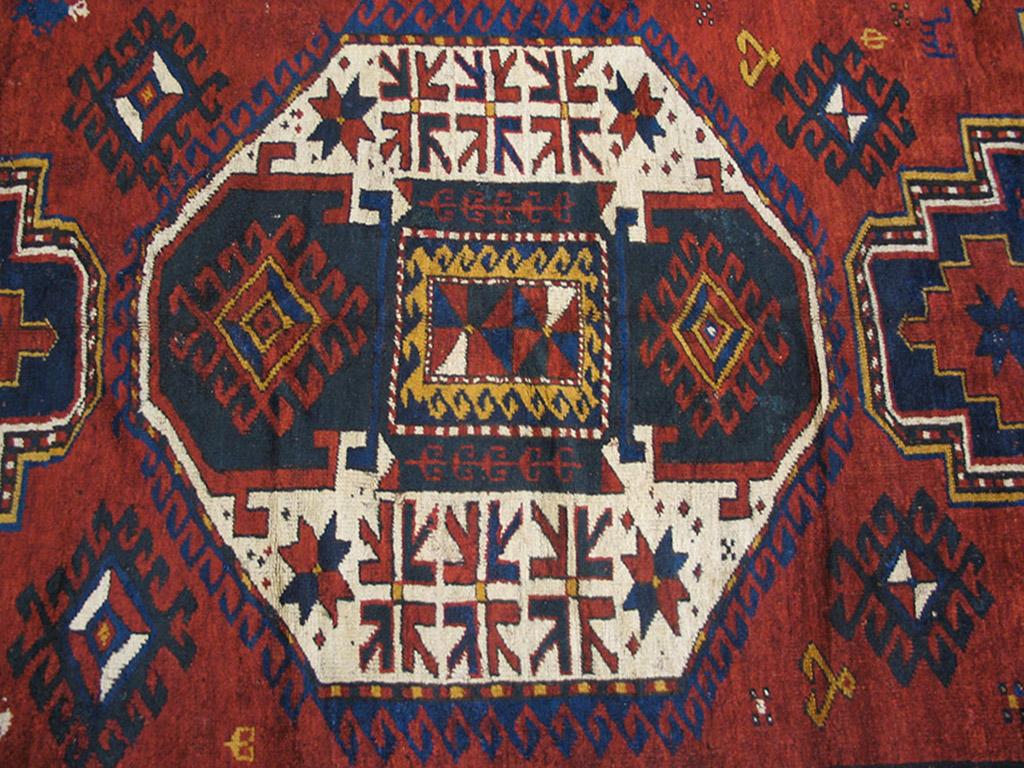 Late 19th Century 19th Century Caucasian Kazak Lori Pambak Carpet ( 6' x 11' - 183 x 335 ) For Sale