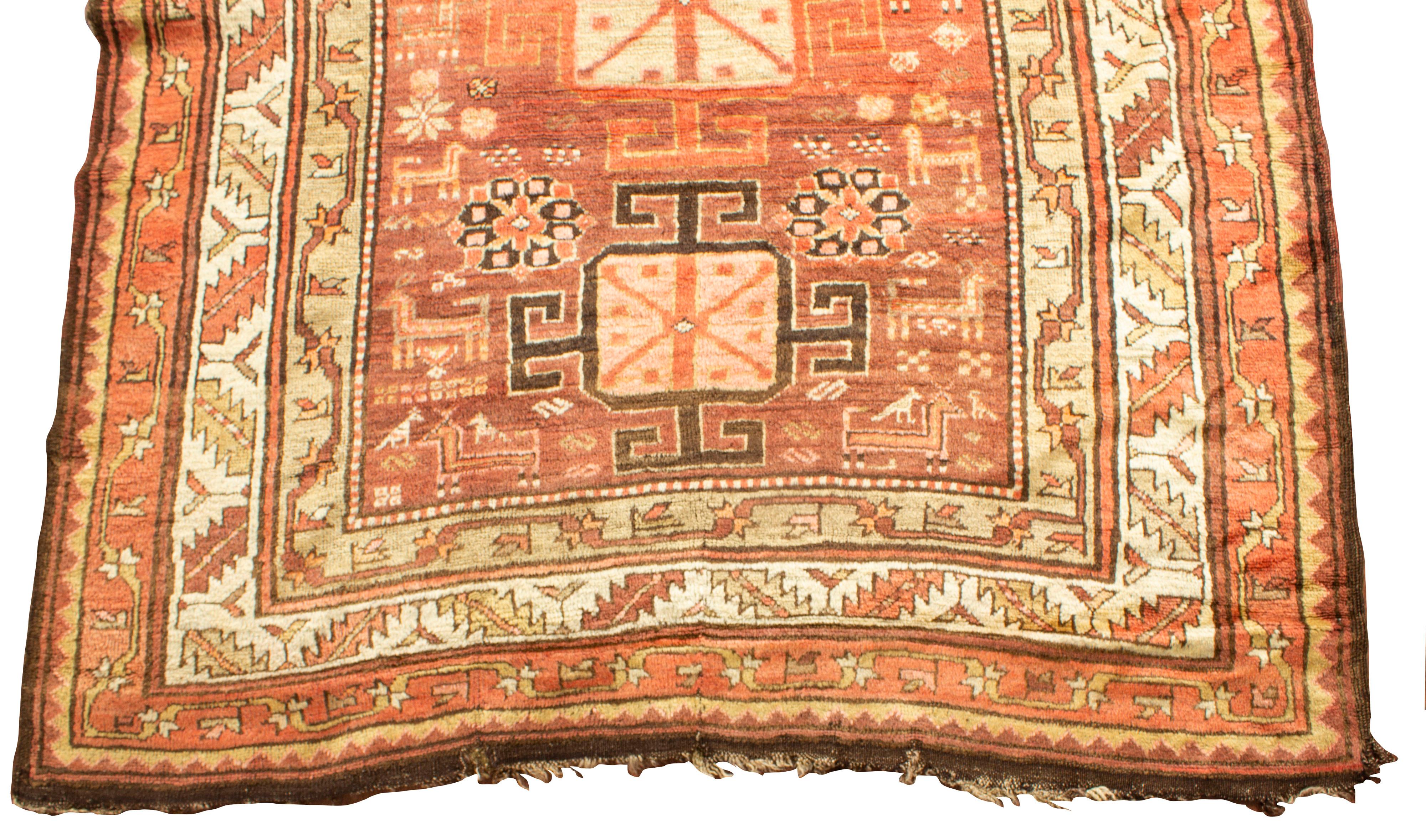 Tissé à la main Tapis caucasien ancien Kazak, vers 1890 4'2 x 7'8 en vente