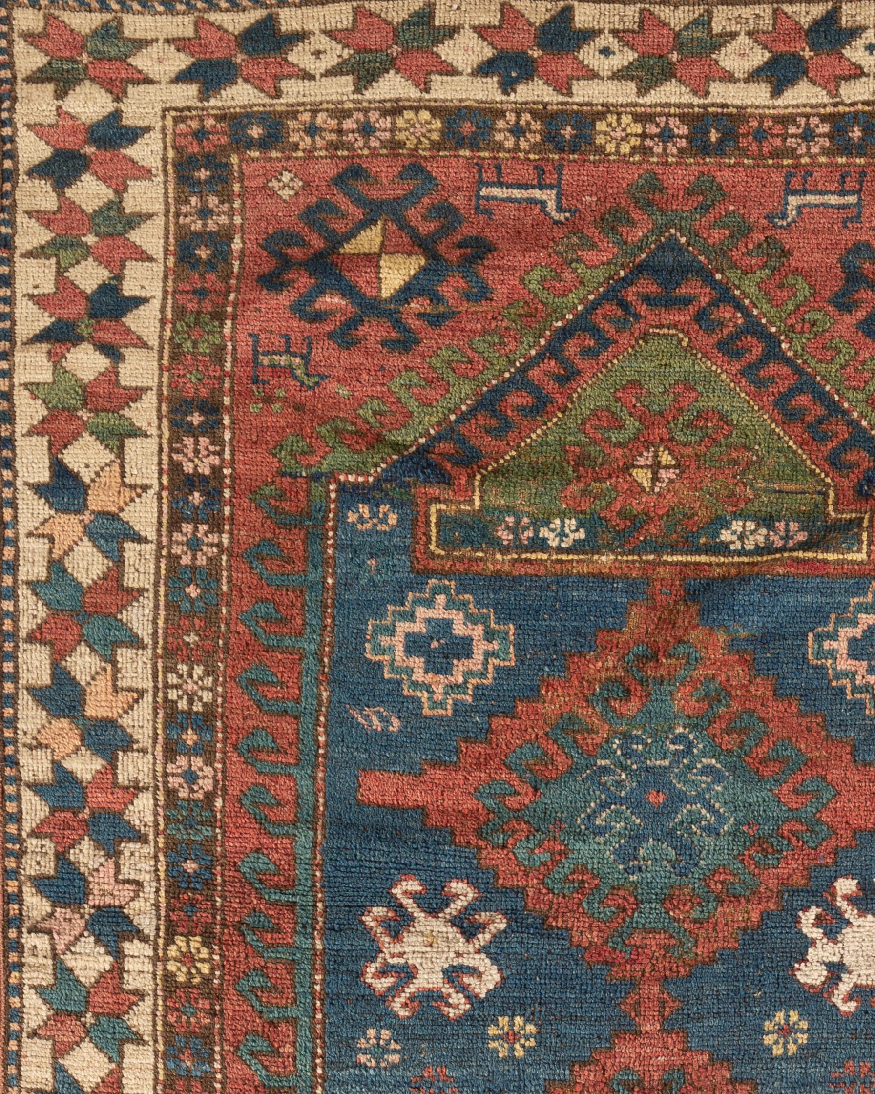 Antiker kaukasischer Kazak-Teppich, um 1890 4' x 6'10 (Handgewebt) im Angebot