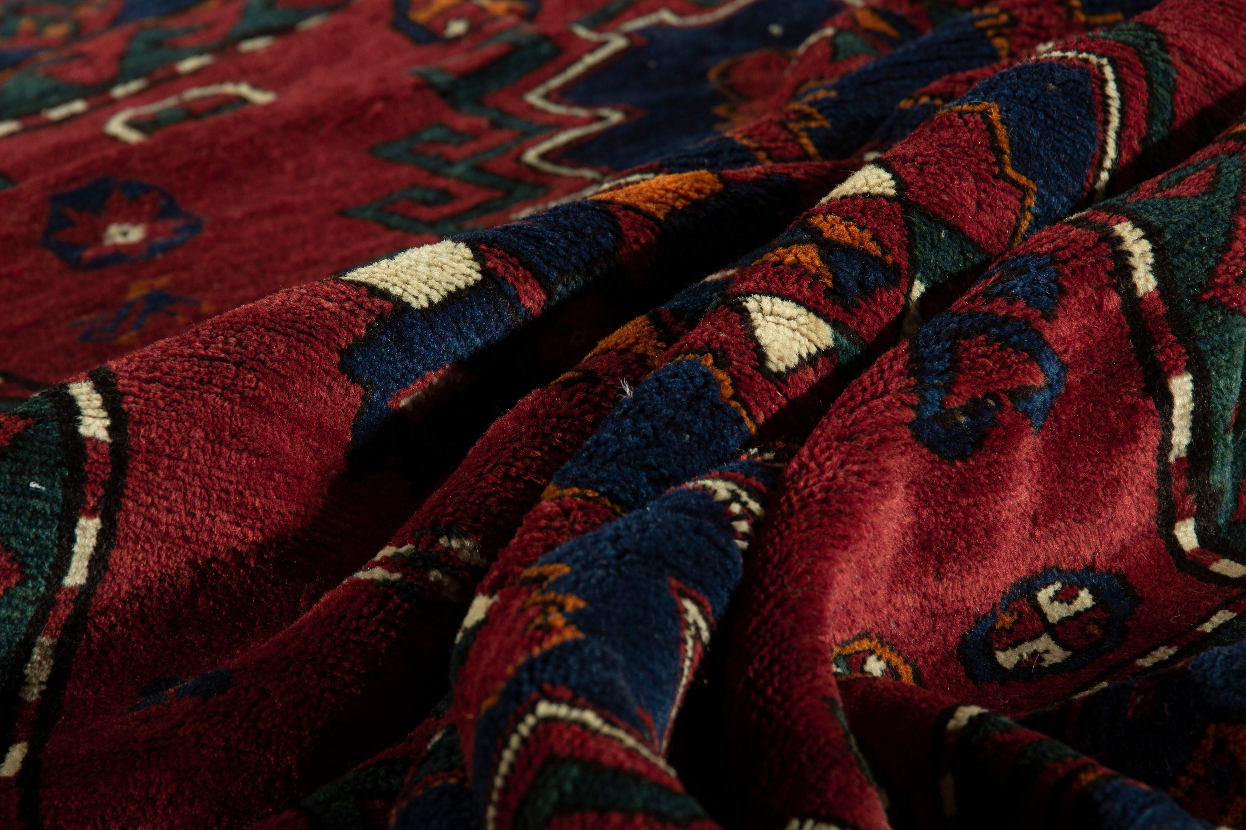 Antiker kaukasischer Kazak-Teppich, um 1890 (Wolle) im Angebot