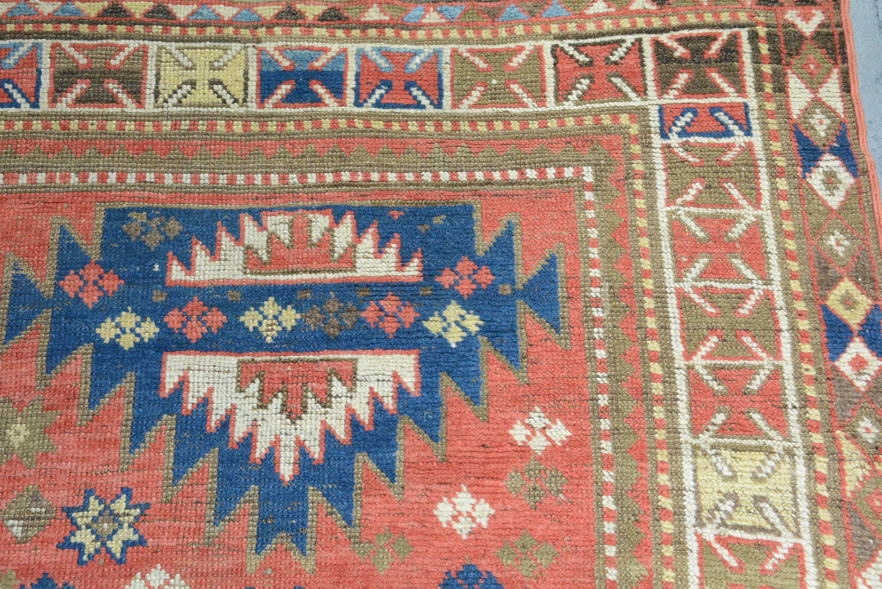 Antiker kaukasischer Kazak-Teppich (Armenisch) im Angebot