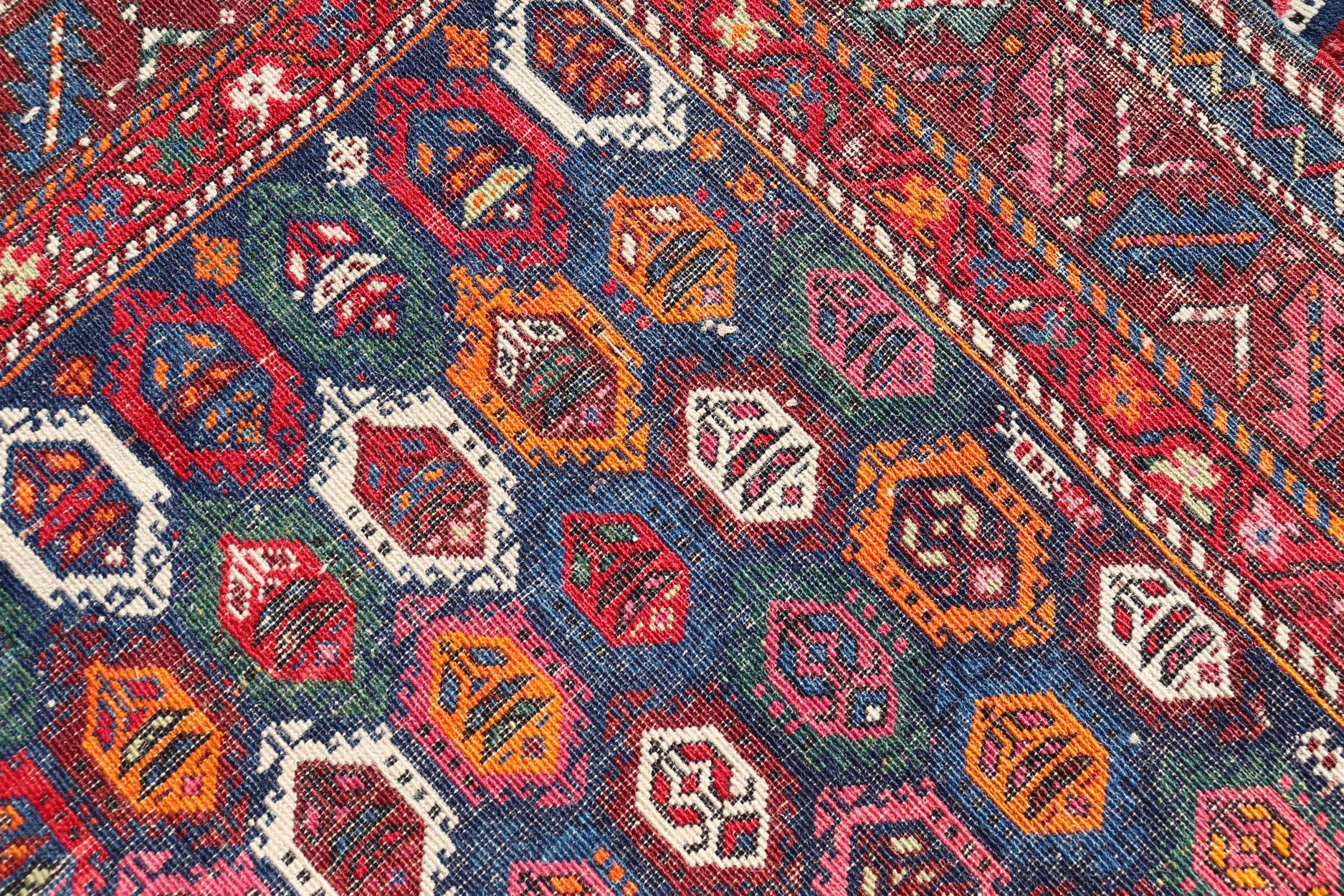 XIXe siècle Tapis de couloir caucasien ancien avec motifs géométriques complexes 4'0 x 9'0 en vente