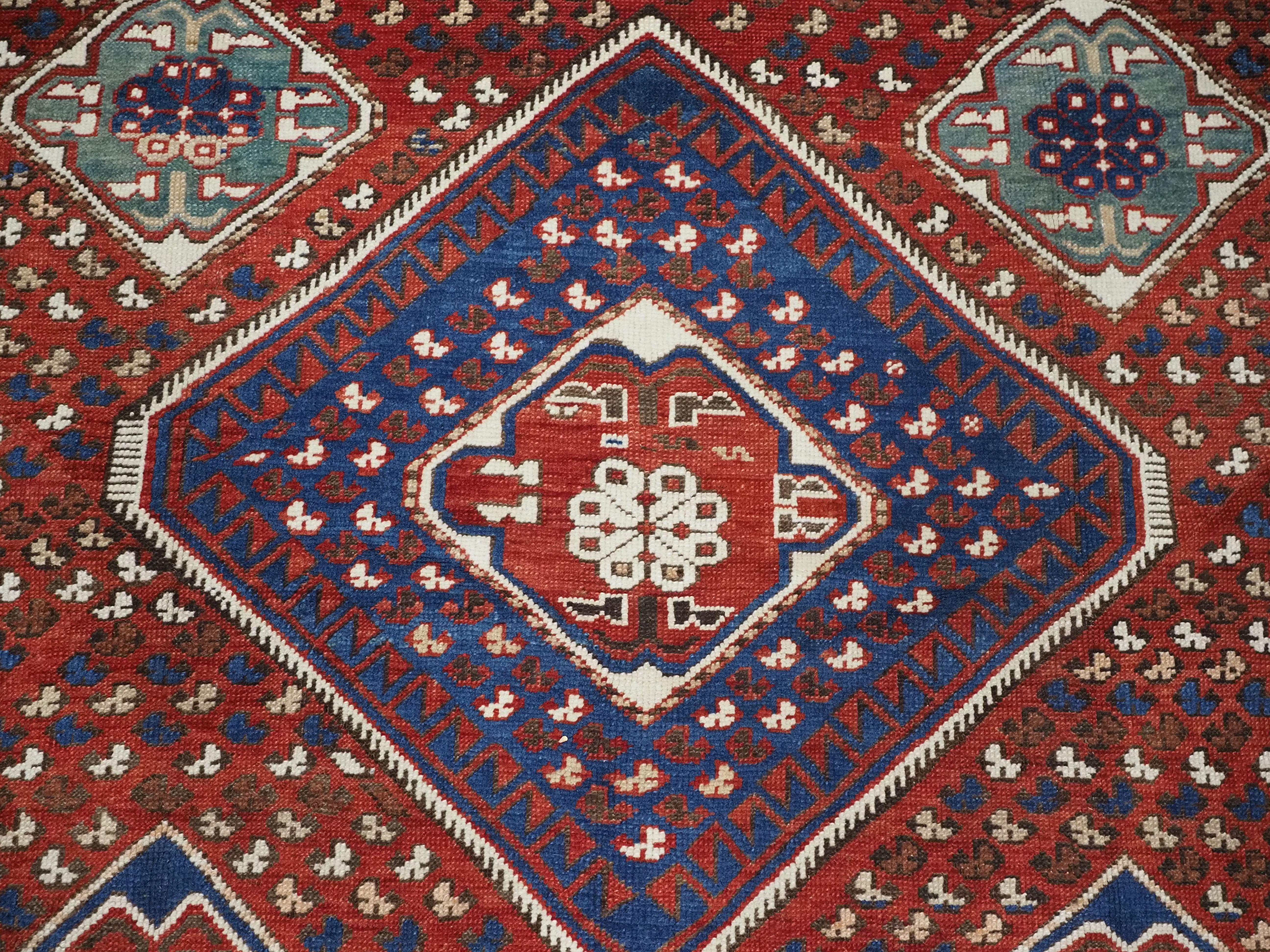 Antique Caucasian Khila rug,  Baku region of the Eastern Caucasus.  Circa 1890. For Sale 3