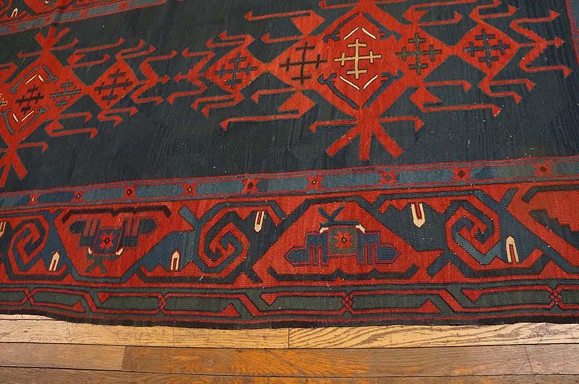 Antiker kaukasischer, persischer Kelim-Teppich (Handgewebt) im Angebot