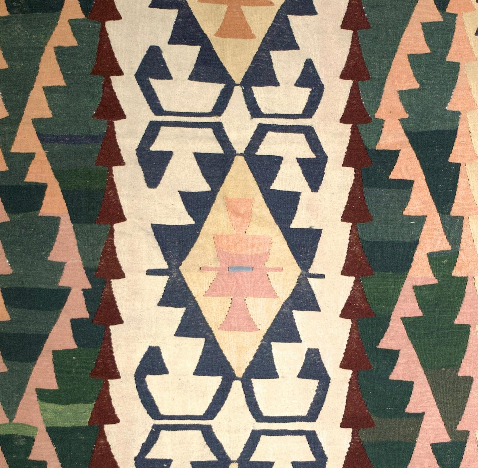 Noué à la main Rug & Kilim antique du Caucase 6'4 x 8'3 en vente