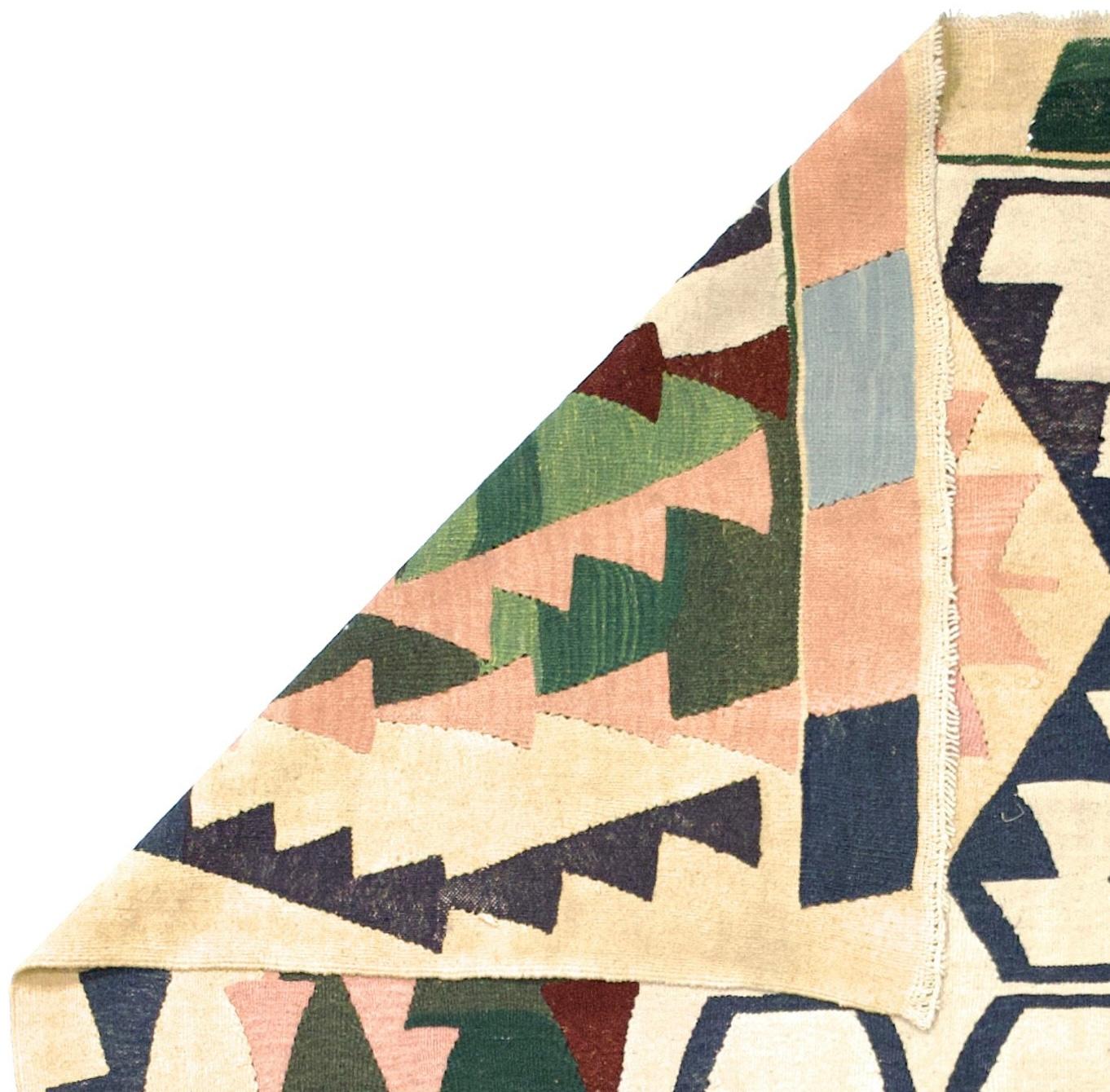 Rug & Kilim antique du Caucase 6'4 x 8'3 en vente 2