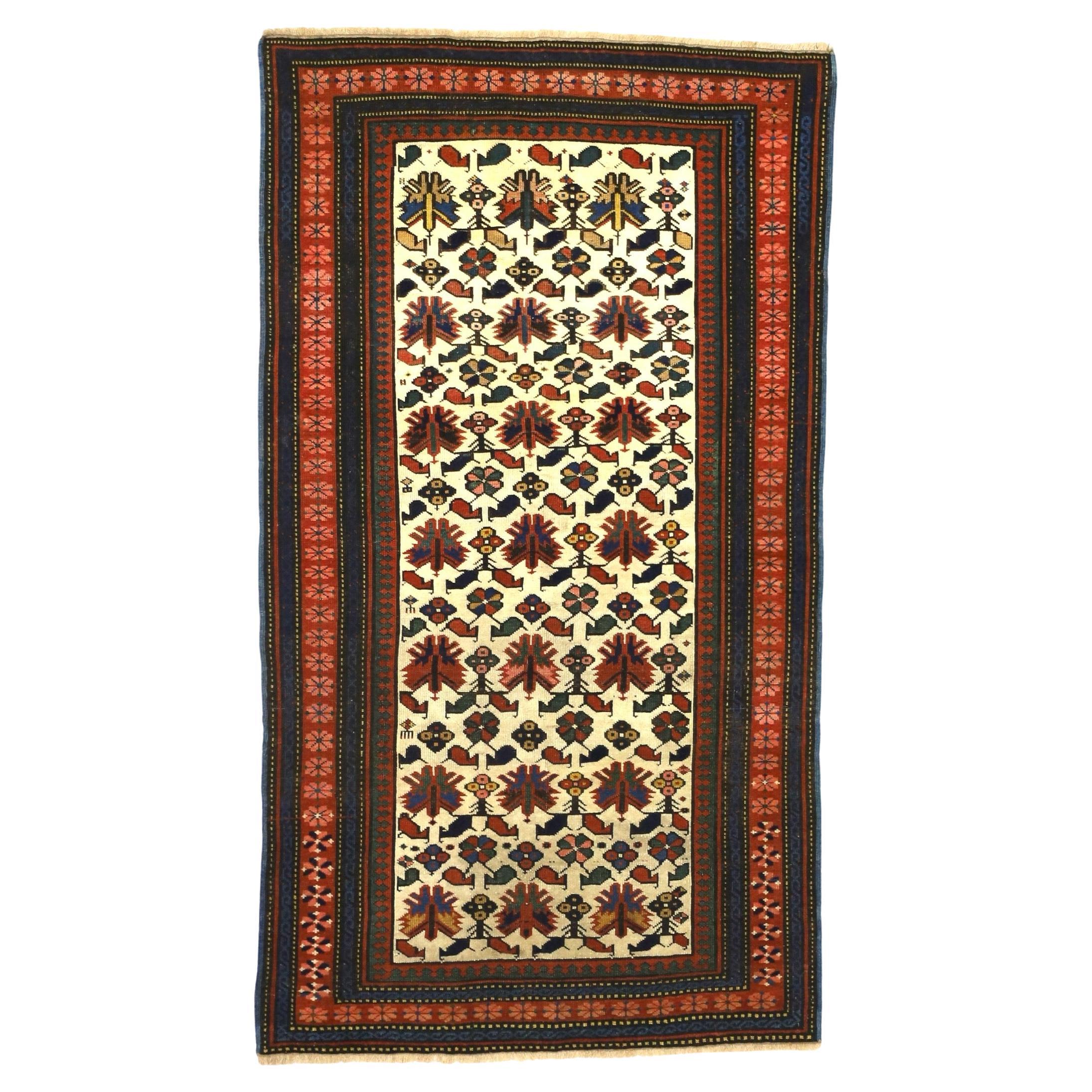 Tapis Kuba caucasien antique 2'11" x 5'3" en vente