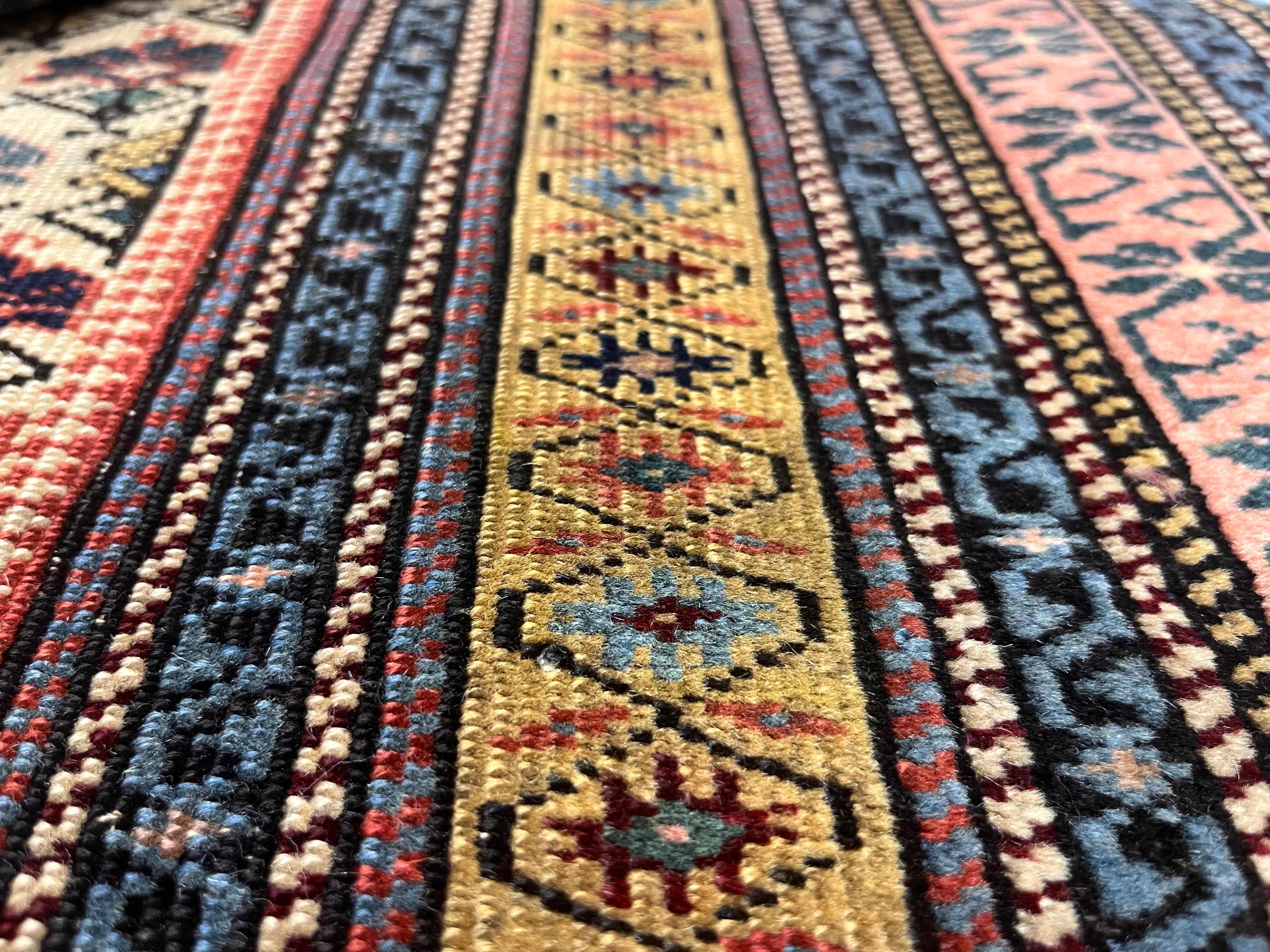 Antiker kaukasischer Kuba-Teppich 3'6