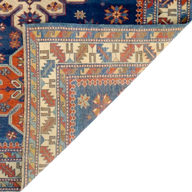 20ième siècle Tapis Kuba ancien du Caucase 3'7 x 4'4 en vente